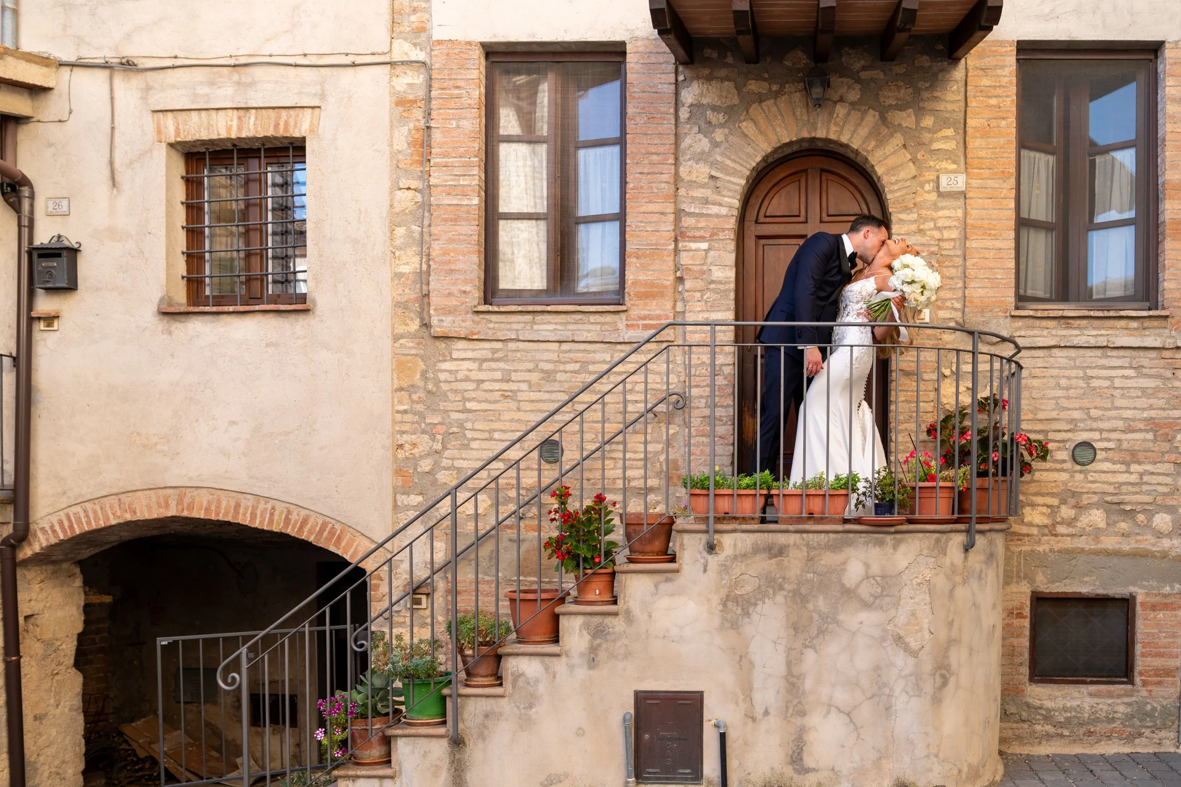 Sarah & Matz - Castello di Montignano -37.jpg