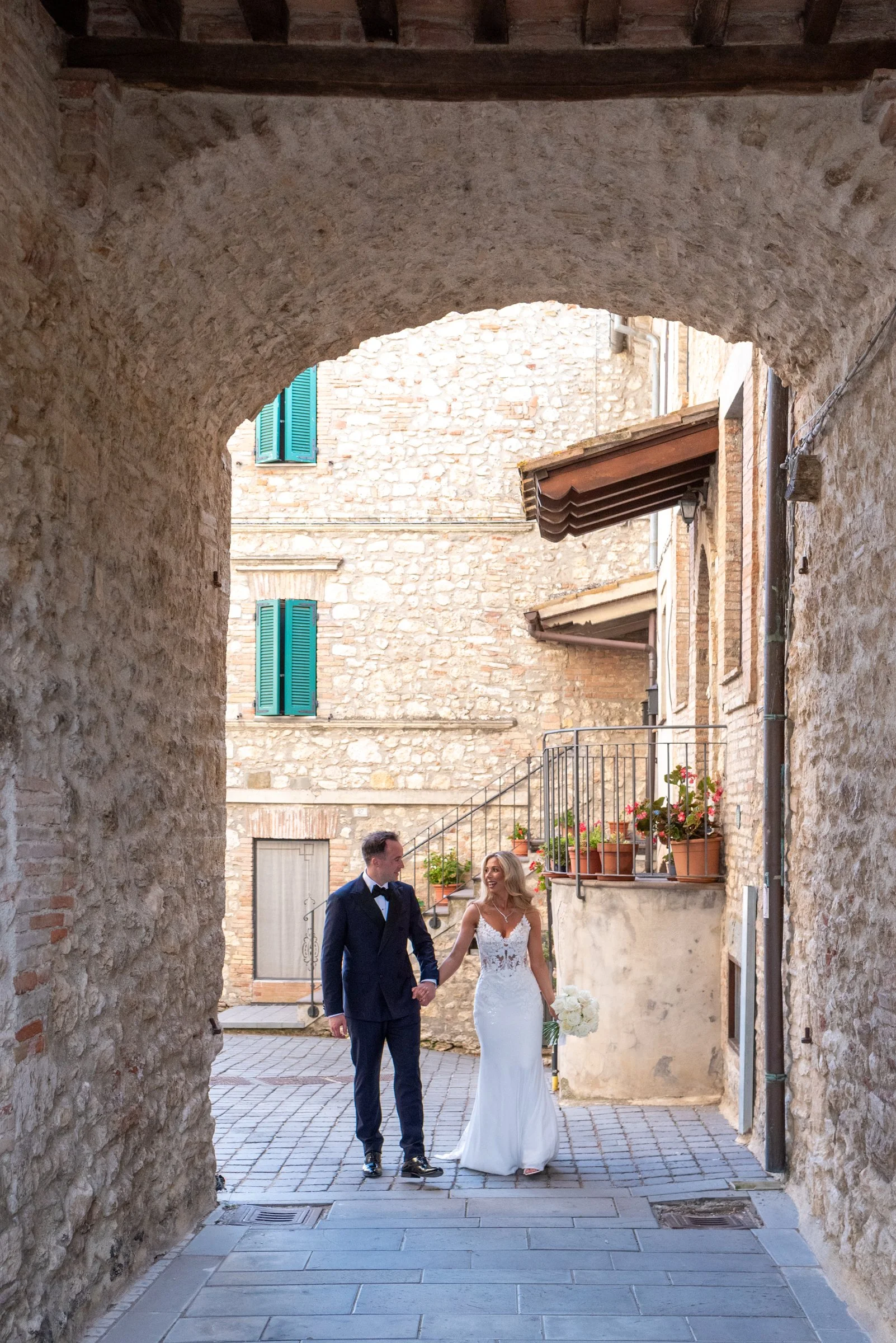 Sarah & Matz - Castello di Montignano -38.jpg