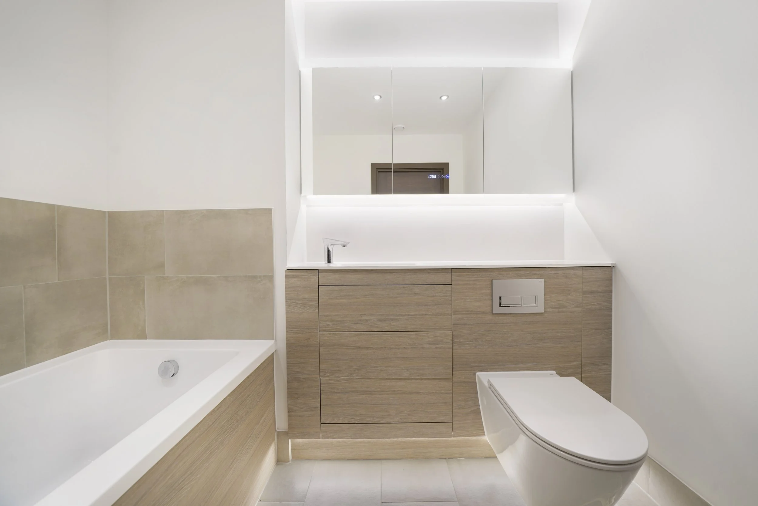 Bedroom 2 En-suite.jpg