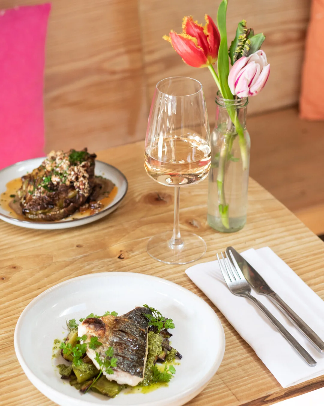 Soulshine Summer Feast with Selected Grapes​​​​​​​​​June 17th, 7pm

Have you booked in for our Summer Feast with @selectedgrapes yet? We are really looking forward to this one. It's a chance for Will and Andy to use the best of the season and their s