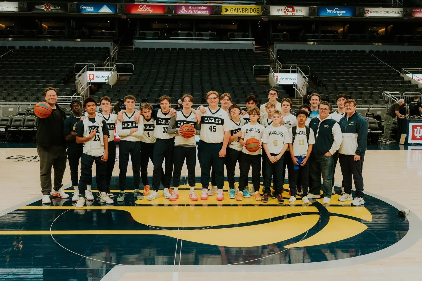 Such a fun day with @lifeacademy_terrehaute 💥🏀

Thank you to everyone who came out and showed support to our students! 💙