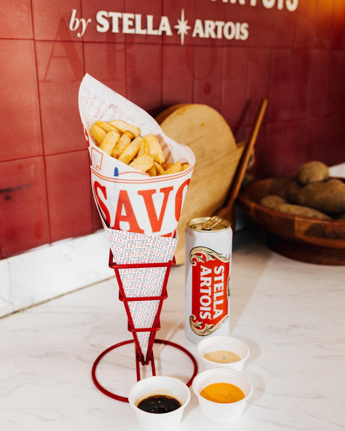 F1 weekend is heating up, so stay calm, cool and connected with us! Stop by the @stellaartoisusa pop-up and grab a crisp Stella with some Frites here at Sunset in the Sand ☀️ #FritesArtois