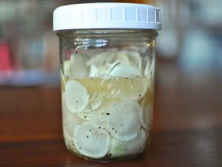 Pickled hakurei turnips with garlic