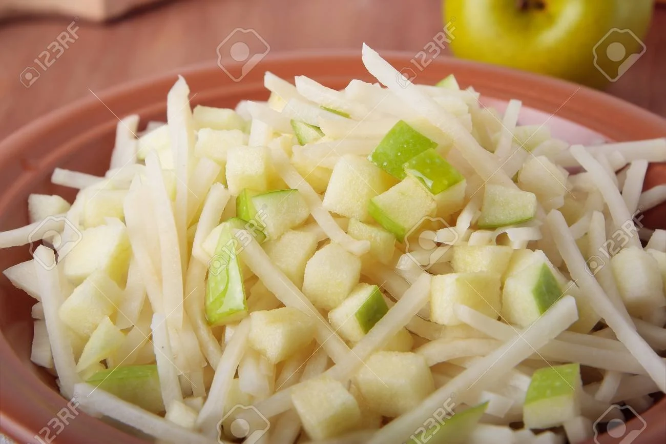 Black radish, carrot, apple, and mint salad