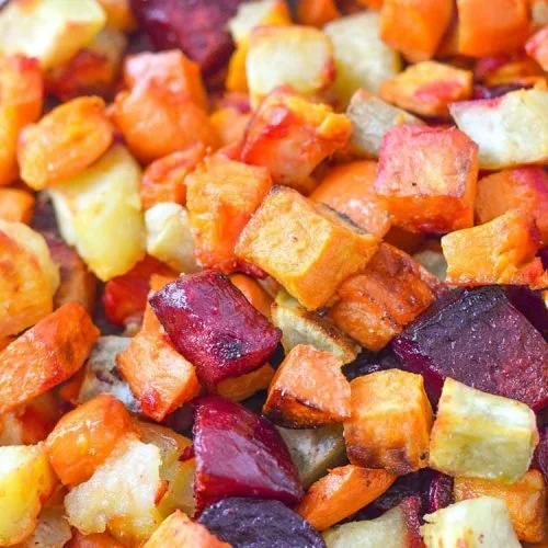 Spicy roasted beets, carrots and potatoes