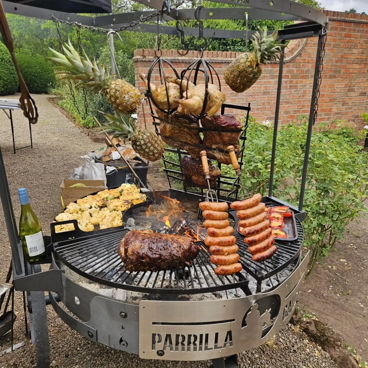 🔥 Royal Feast of Fire: Turning Up the Heat for Prince Alexander 👑
This weekend, we had the immense honour of firing up an exclusive Argentine Asado for Prince Alexander and his Guests &mdash; an unforgettable celebration of Family, Friendship, Flam