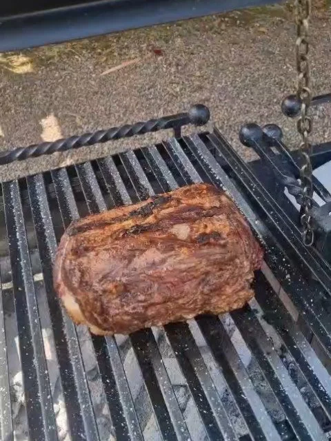 🔥 Fridays are for asado. 🔥
Grill fired up. Meat sizzling. Flavour guaranteed.
This is how we do catering 🇦🇷🍖

📍Book us for your next event.
https://wa.me/message/SLU4FXFFZXKTG1

#AsadoFriday #CateringUK #ArgentineBBQ #FoodieFridays #GrillVibes 