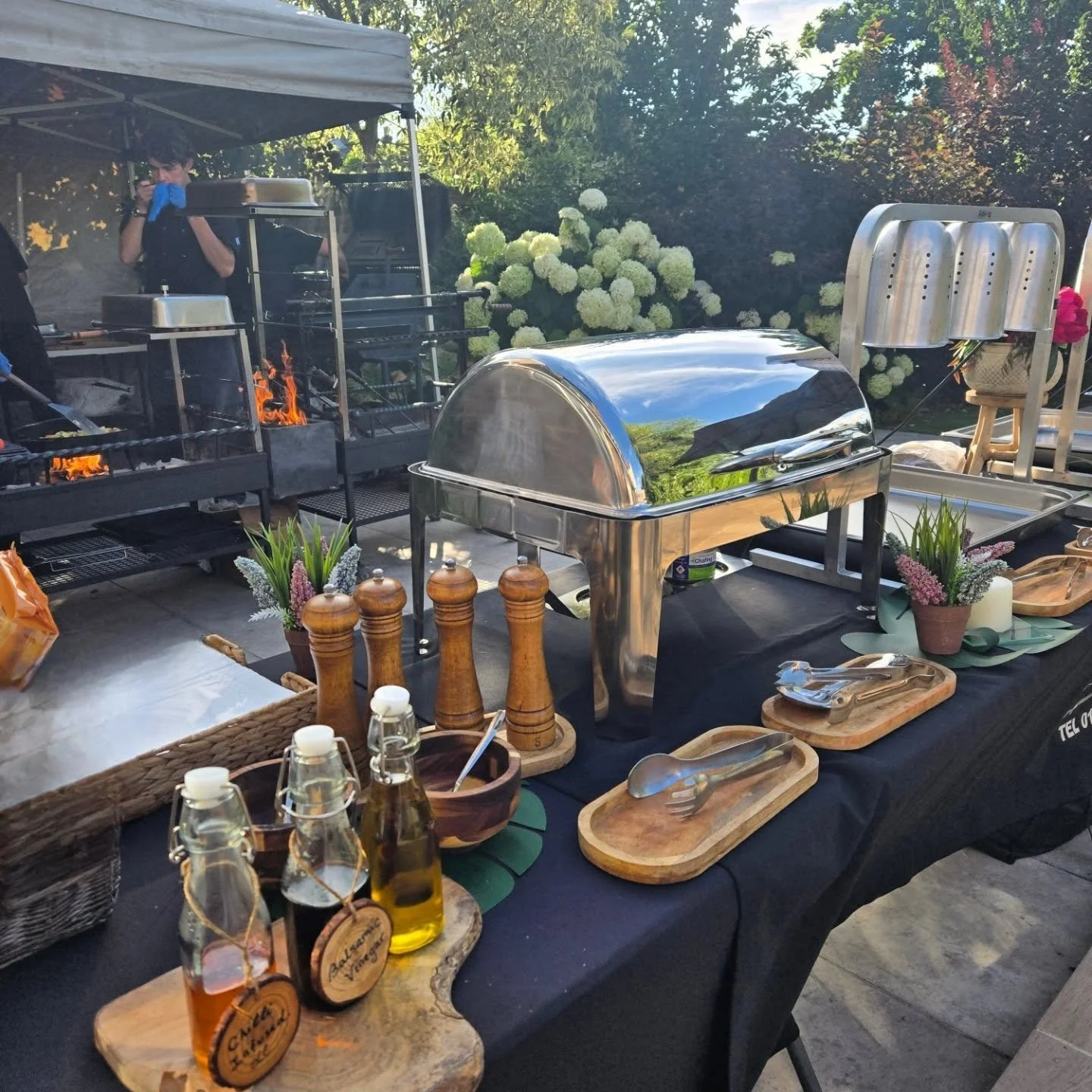 🔥 ASADO BIRTHDAY EXPERIENCE &ndash; SURREY 🔥
Step into the art of open-fire dining with a bespoke garden celebration unlike any other. We bring together the finest asadores, premium cuts of meat, and the attentive, refined service your guests deser