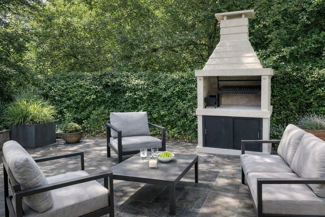 parrillahome with garden area.jpg