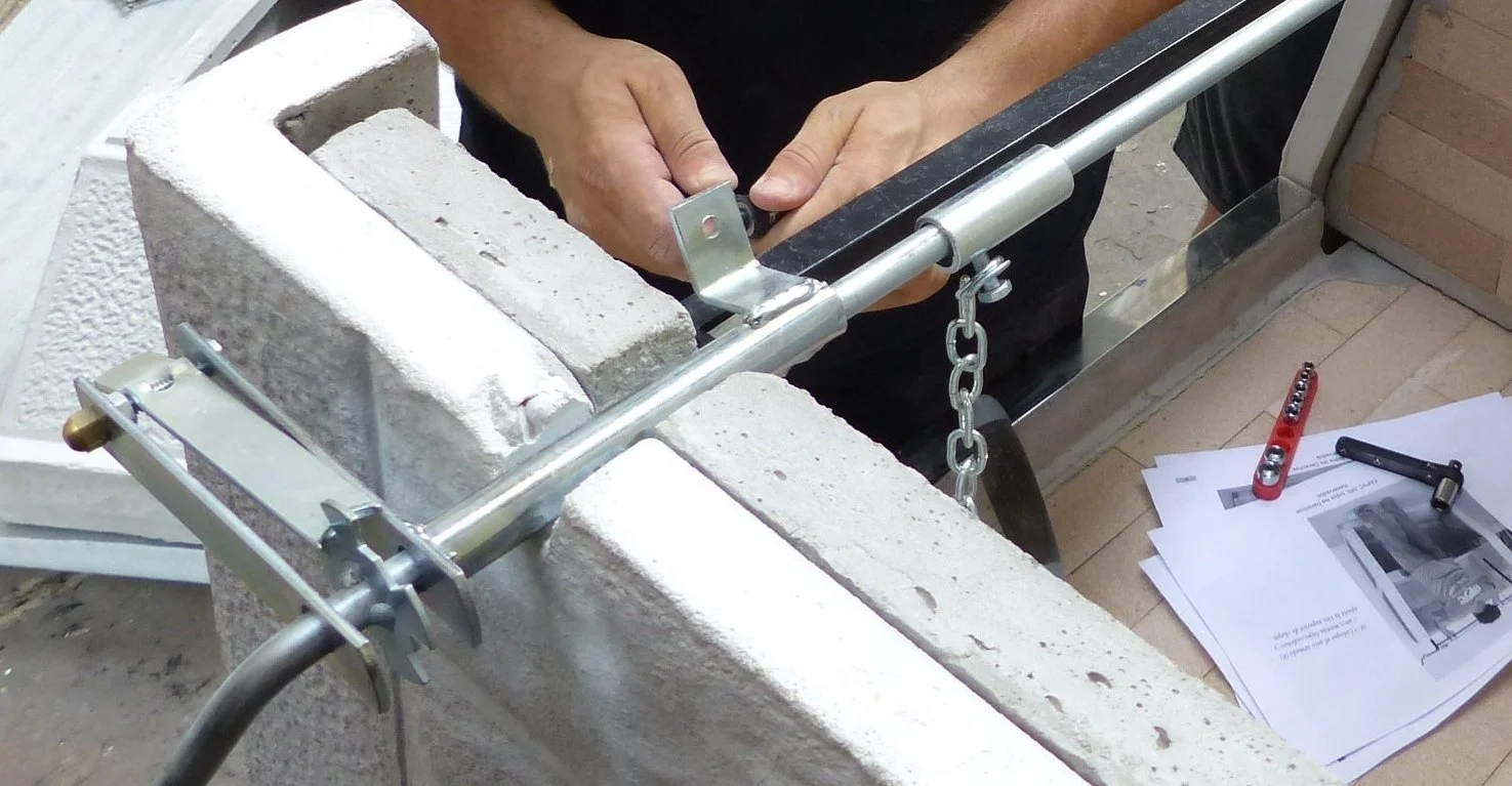 Refractory double wall, durable stainless steel Argentine BBQ grill