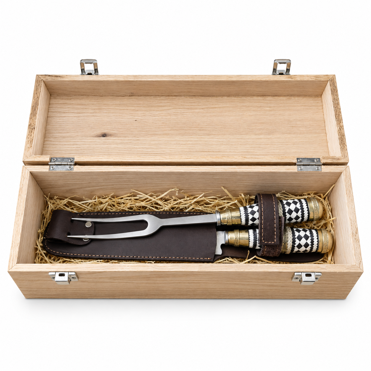 Oak box for gaucho carving set.png