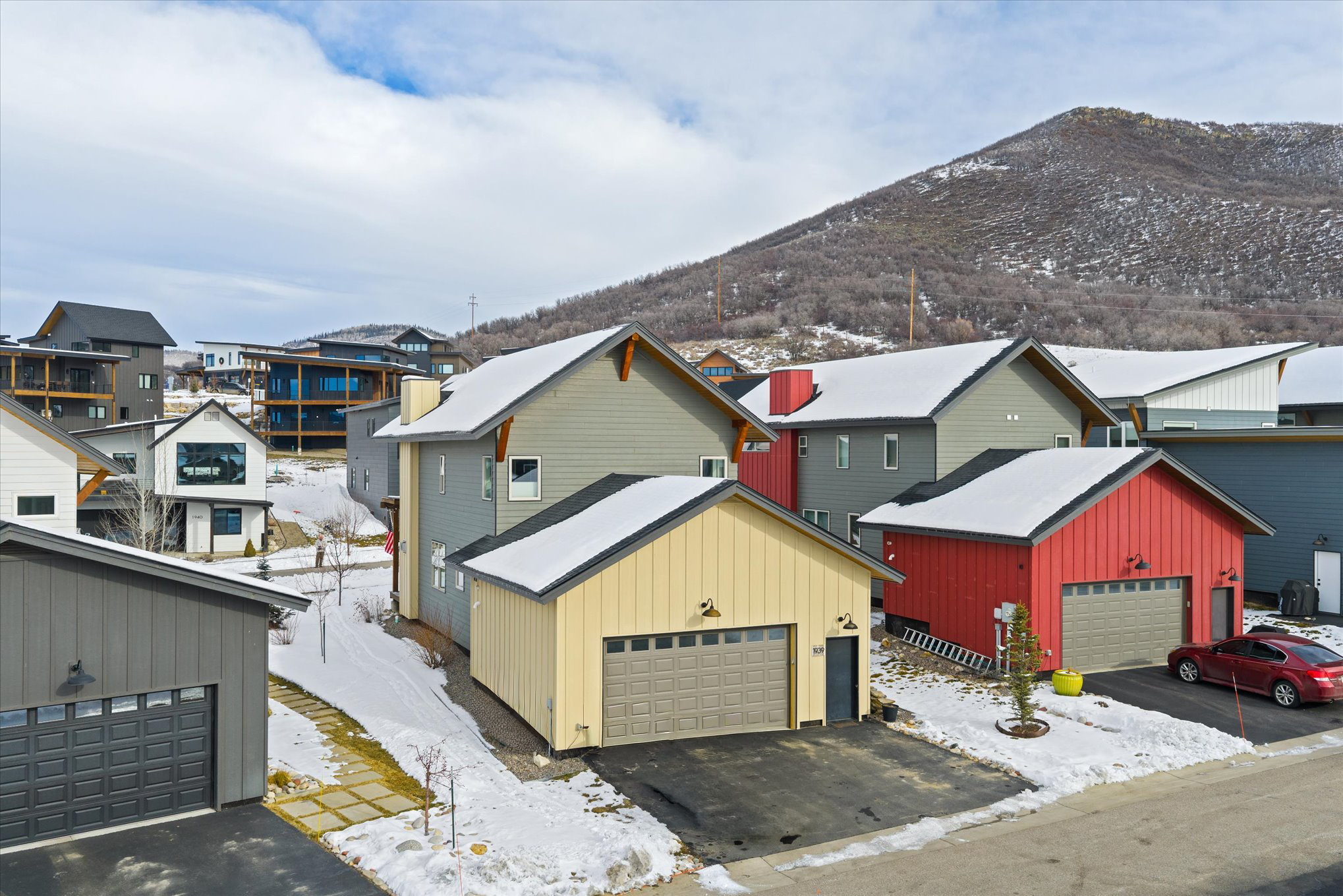 03-Exterior Back CLEAN.png