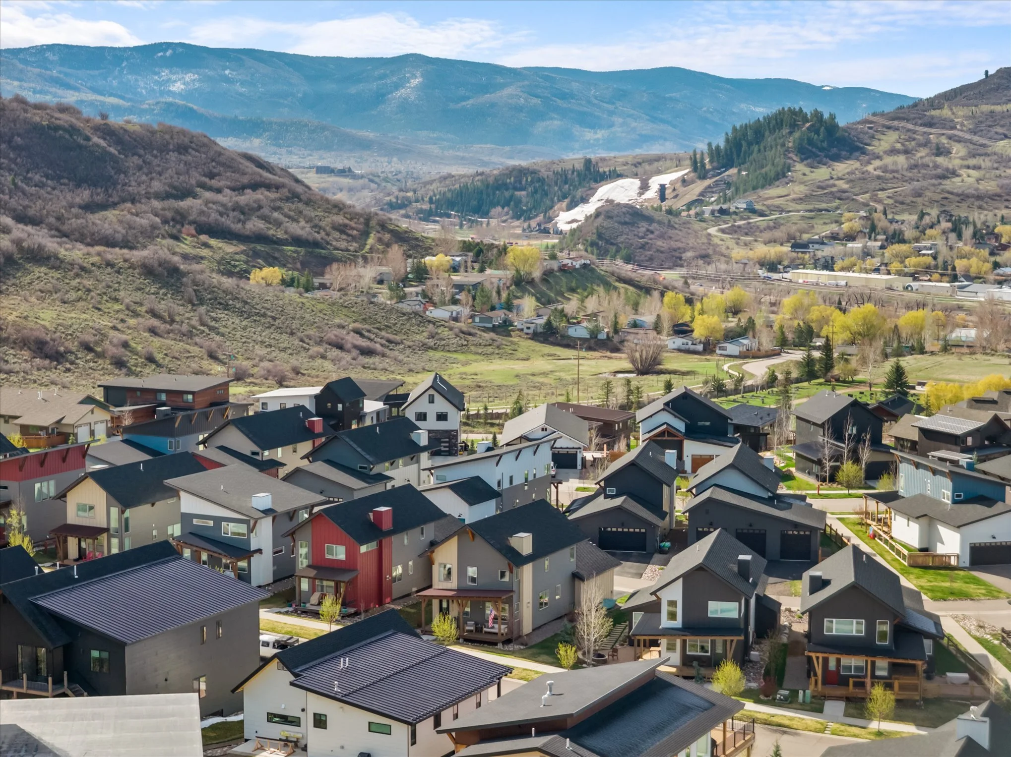 11-Spring Exterior.jpg