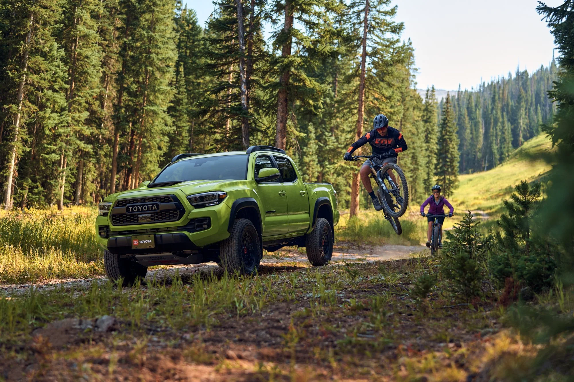 SS-2220912-BC-12-Location02-Tacoma-MTB-Lifestyle-3647-R2.jpg