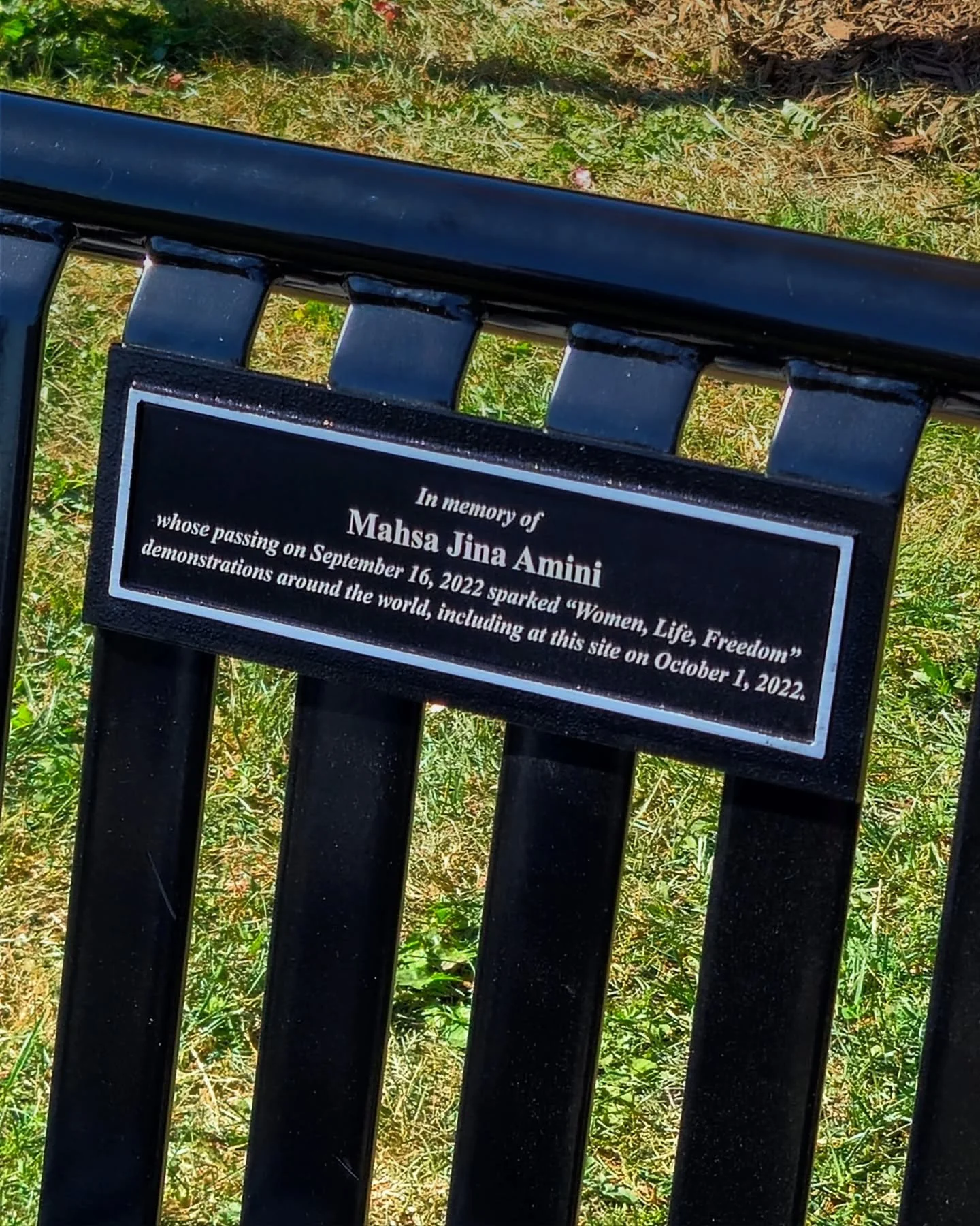 A memorial bench and tree now stand in Richmond Hill, long a gathering place for protests against Iran&rsquo;s regime, in honour of Jina (Mahsa) Amini, a quiet tribute to her courage and the struggle for freedom and human rights.
Thank you to Mayor @