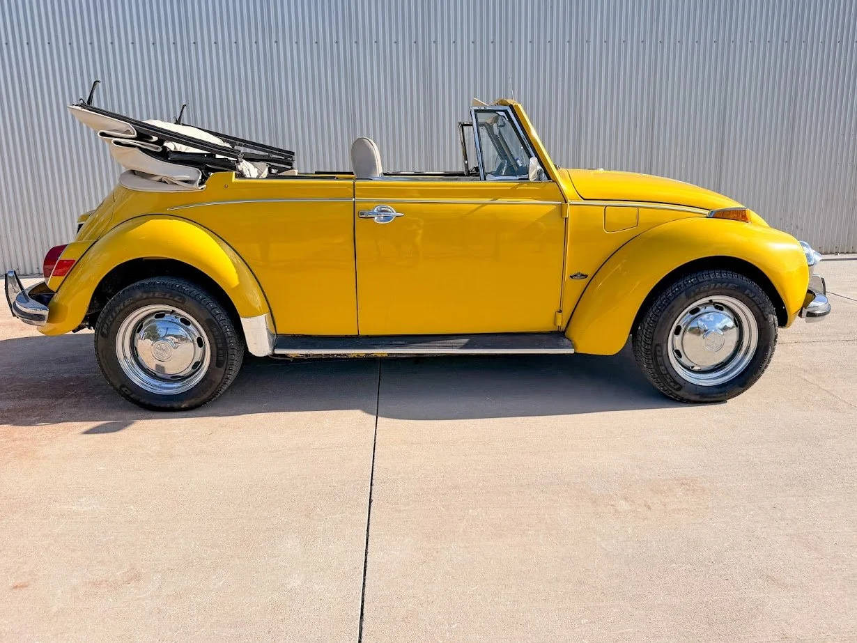 1971 VW Super Beatle for engagements photoshoots inDripping Springs