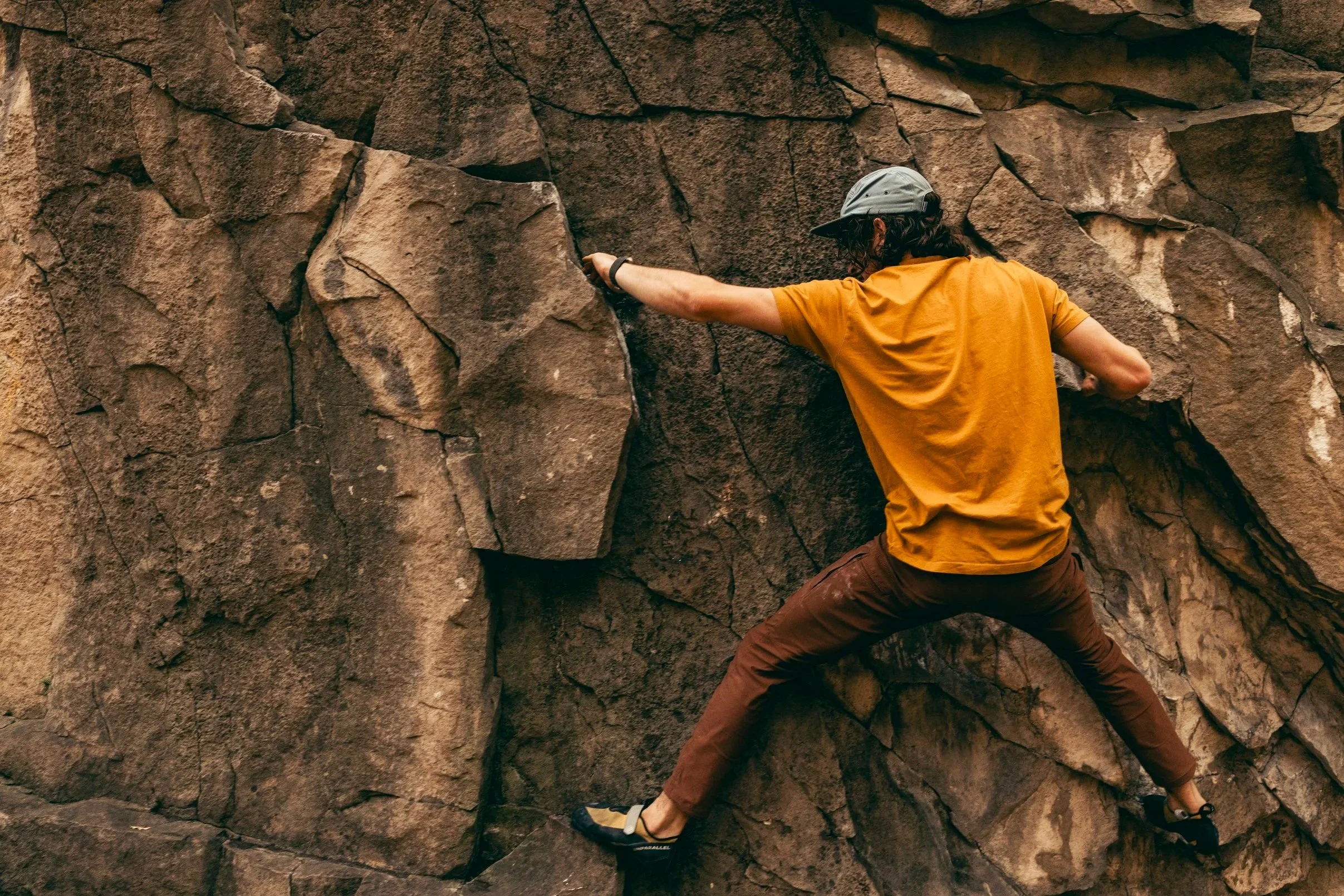 Black Diamond
Niagara Glen Bouldering