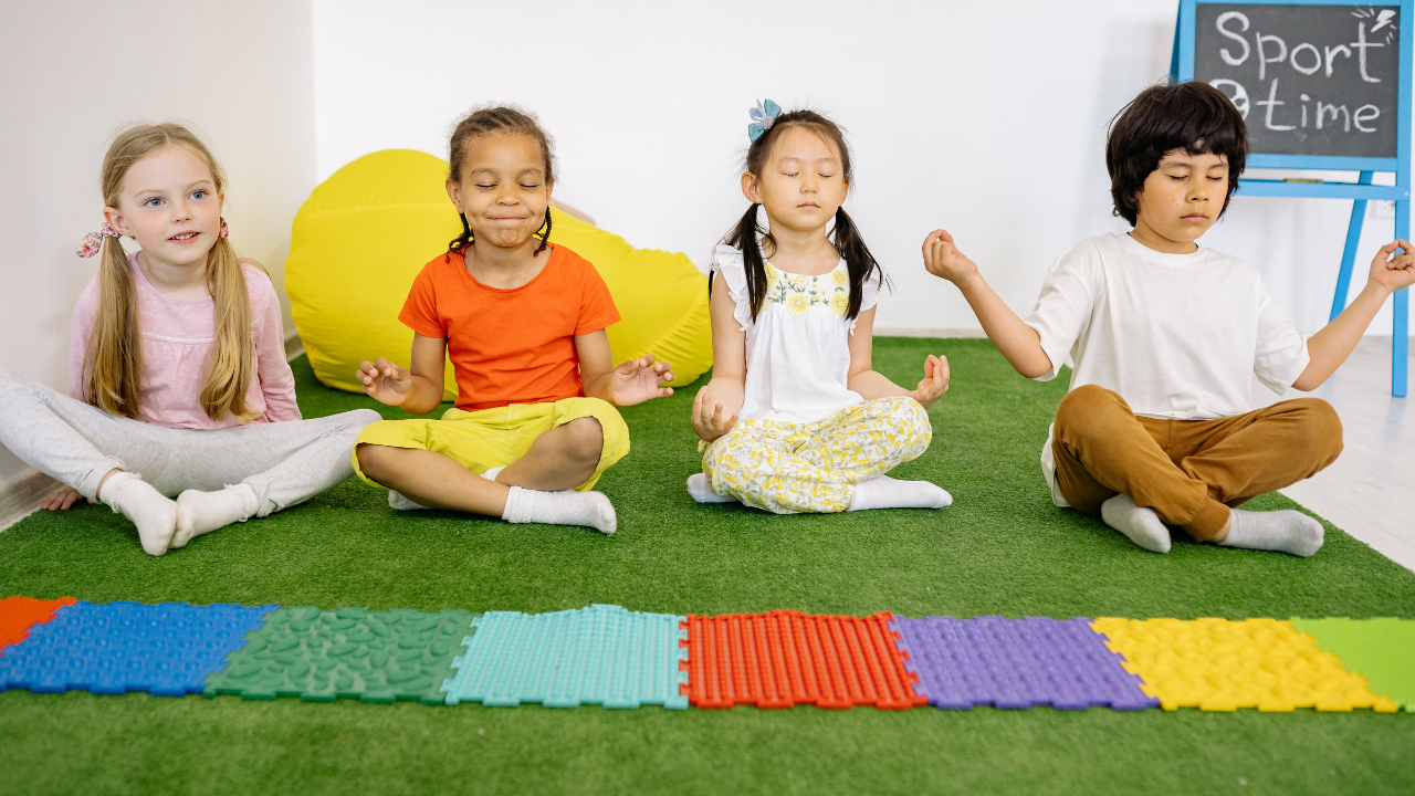 Supportive small-group yoga and mindfulness community helping children and families build confidence and calm in the Twin Cities.