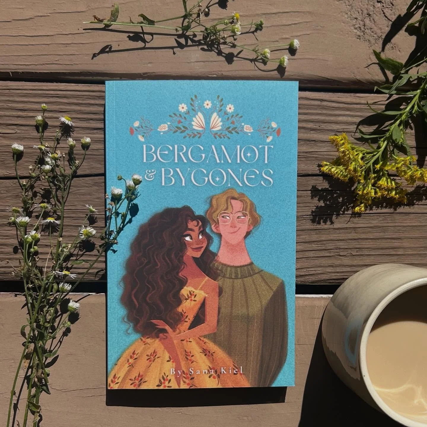 the new cover is here 😍 I knowwwww I know some people like the old one, some folks prefer that&rsquo;s it&rsquo;s discreet and simple but let me tell you what it isn&rsquo;t&mdash;indicative of what&rsquo;s in between these covers. People give illus