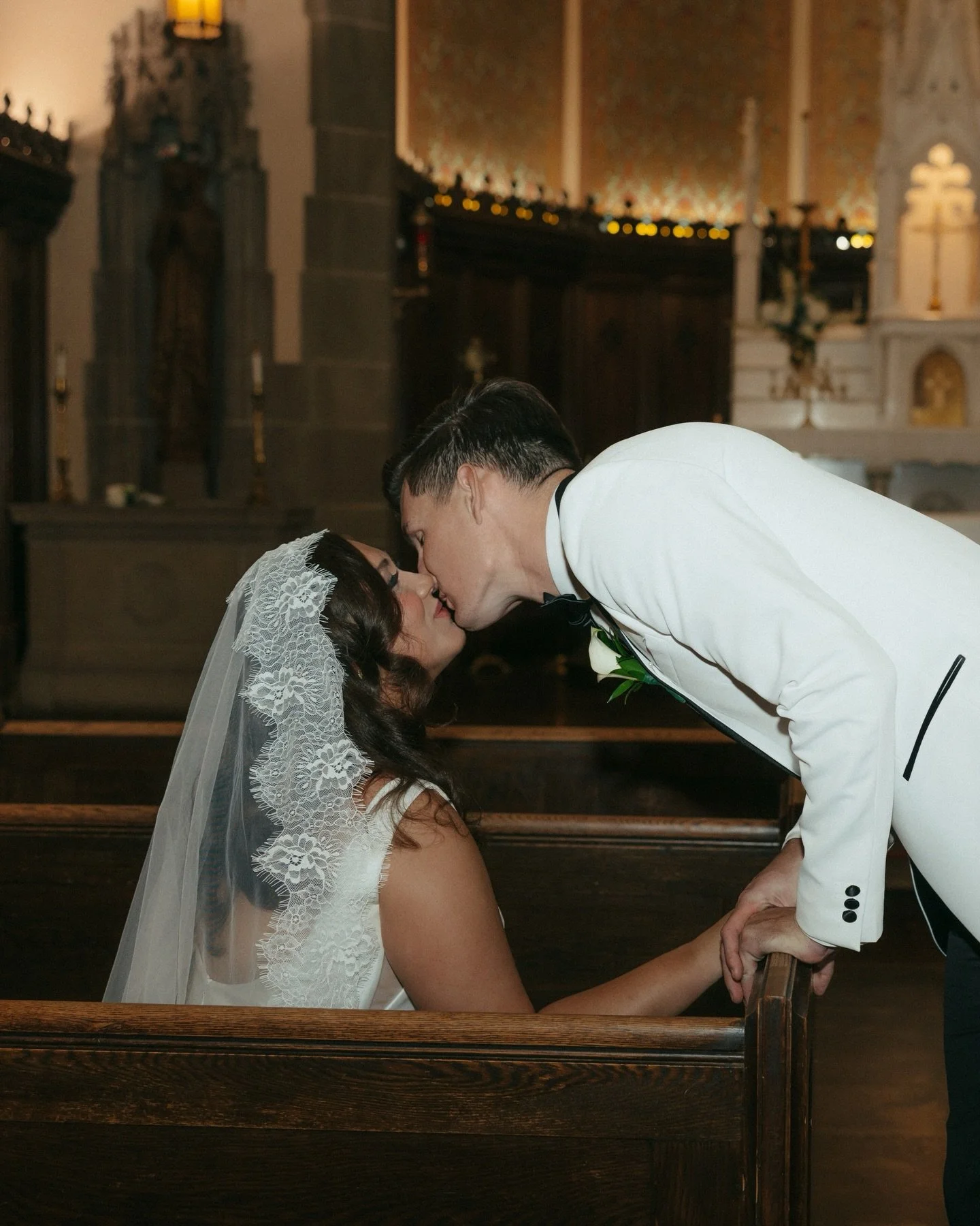 November 8, 2025 &mdash; For Kallie &amp; Scott

Two love birds from Texas who flew all the way to Michigan to promise forever to one another.

A day wrapped in historic walls and candlelight. A day that led with presence and moved with intentionalit