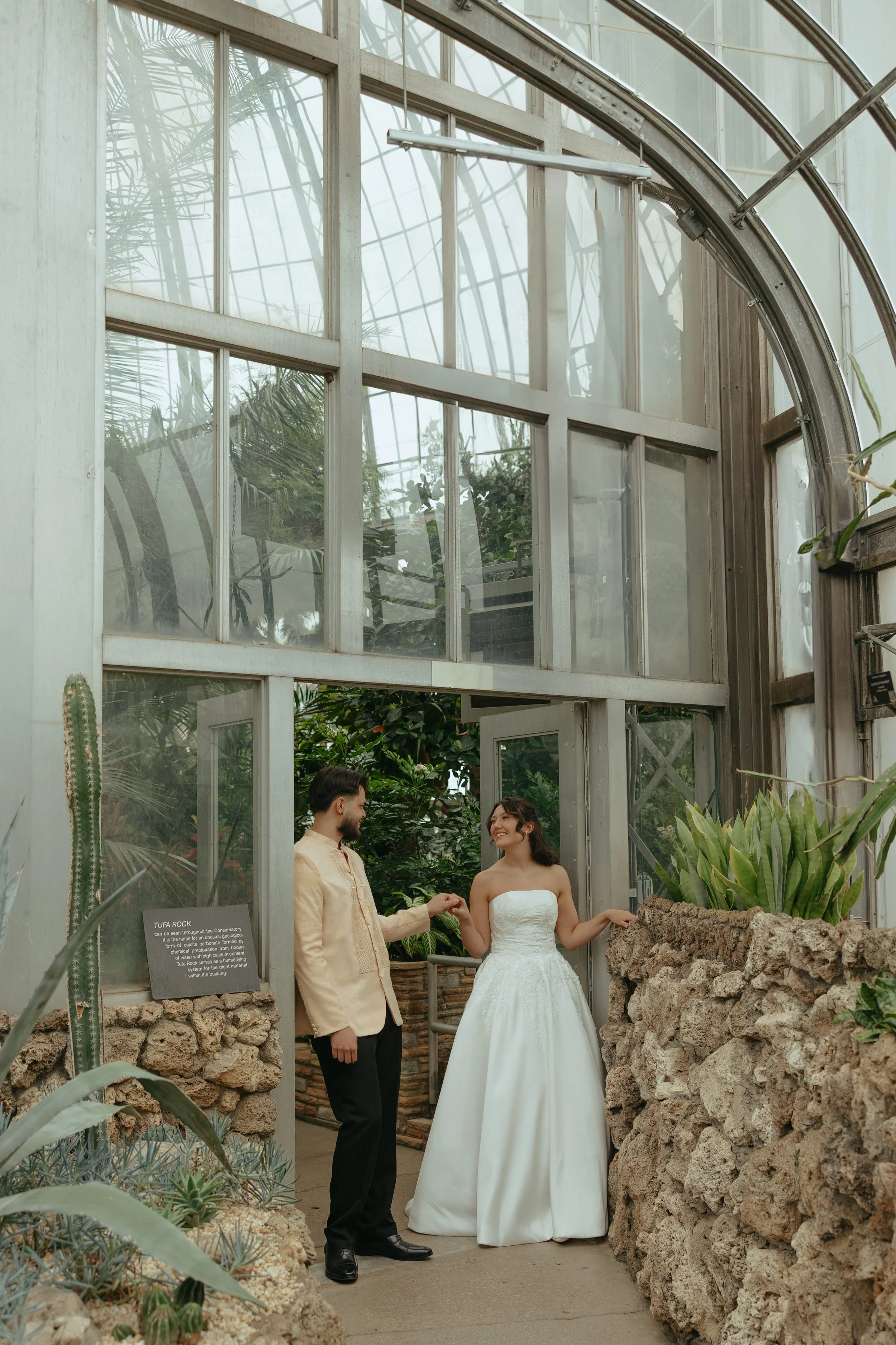 Bridal Portraits at Belle Isle Detroit-184.jpg
