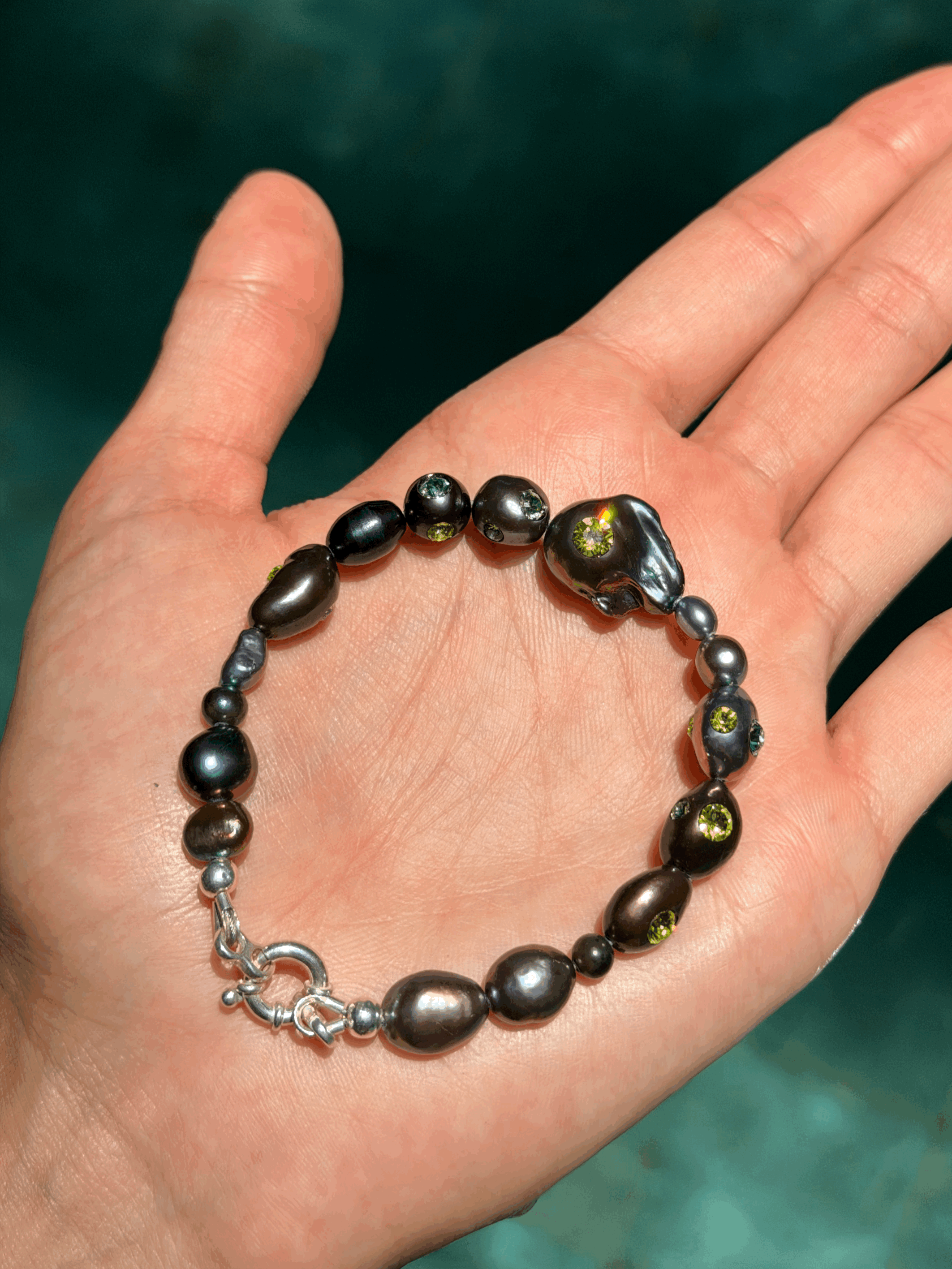 black crystal pearl bracelet