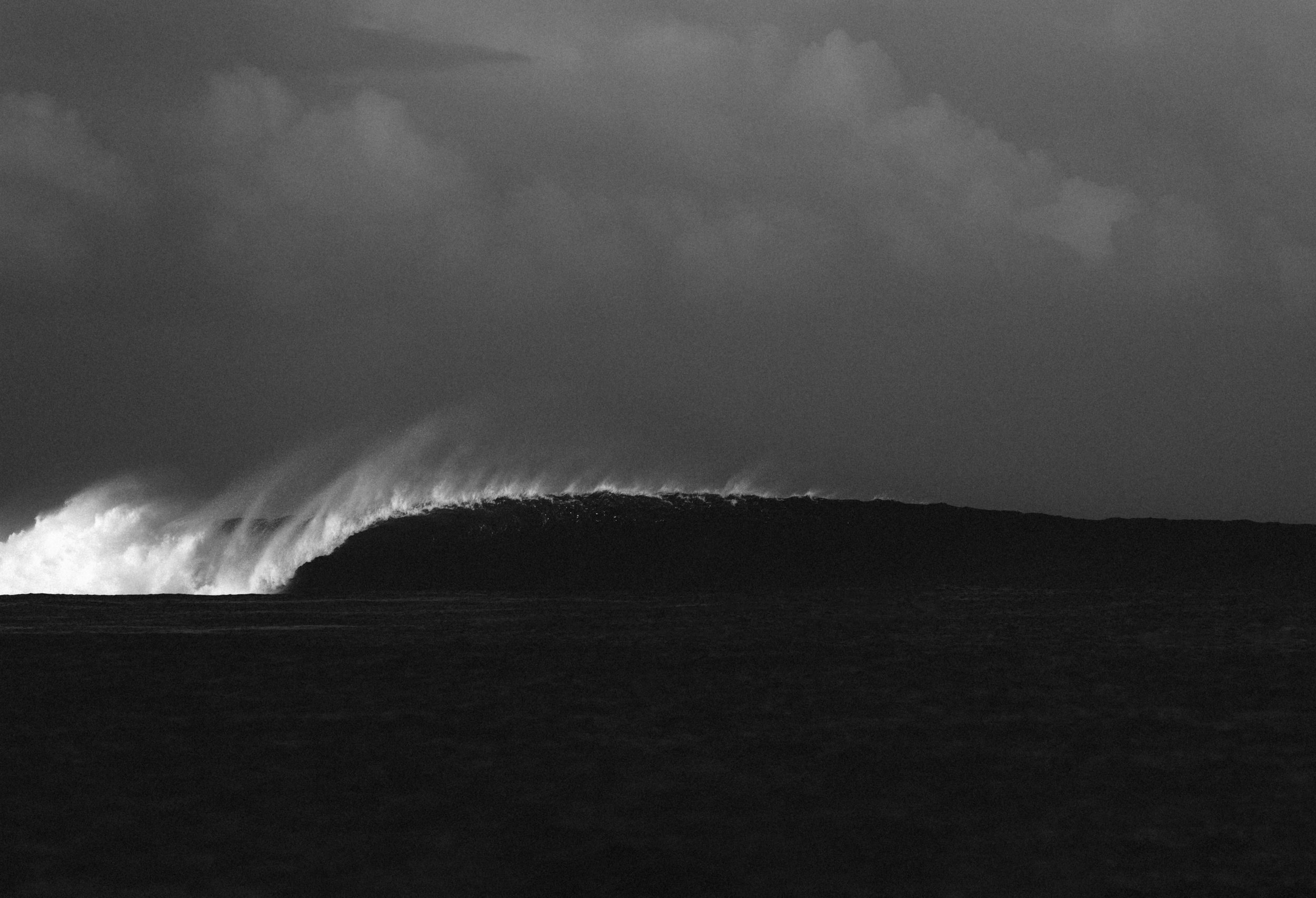 mattcbauer-cloudbreak-fiji-set-wave-print.jpg