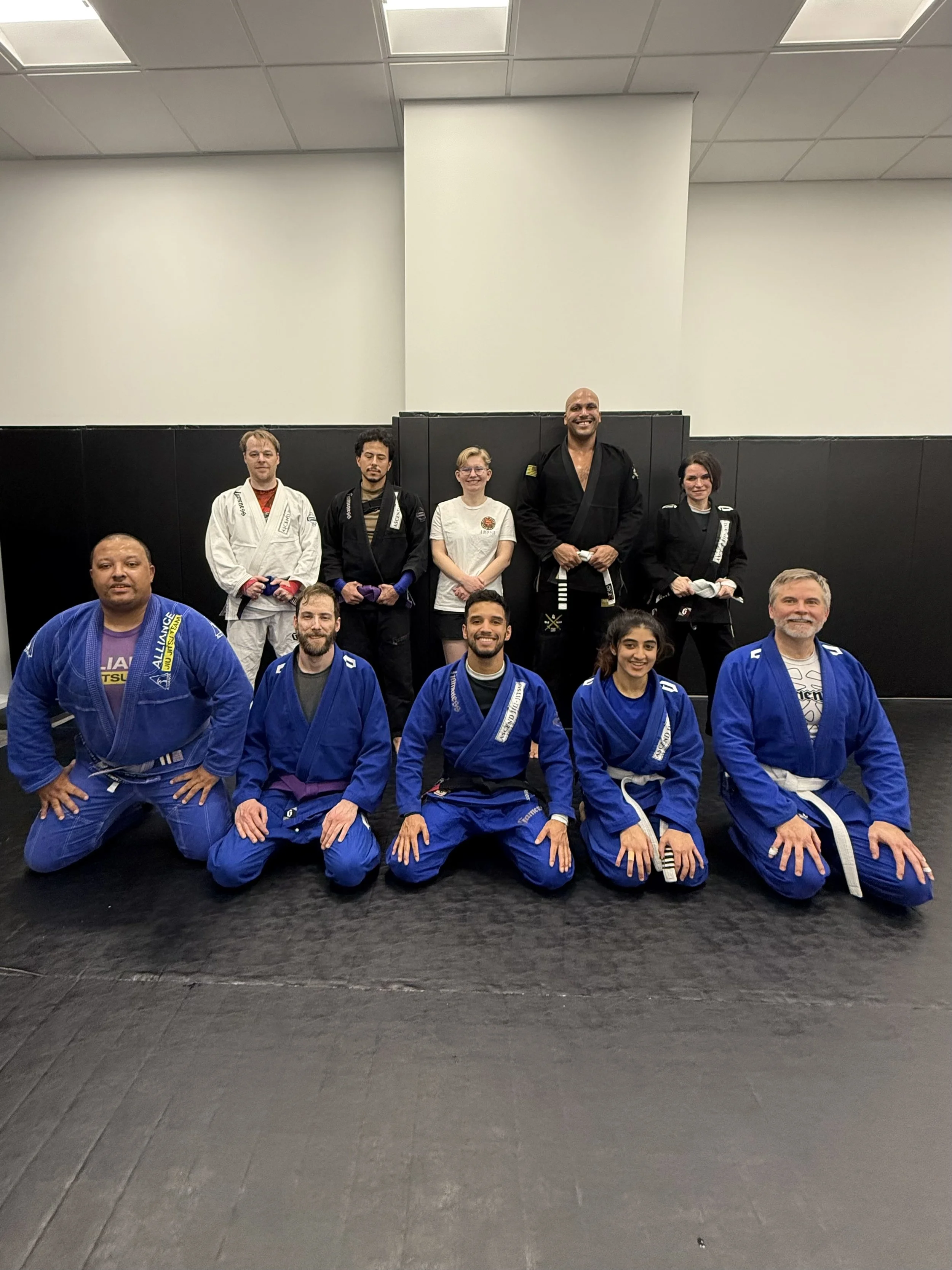 Ascend-jiu-jitsu-gi-class.jpeg