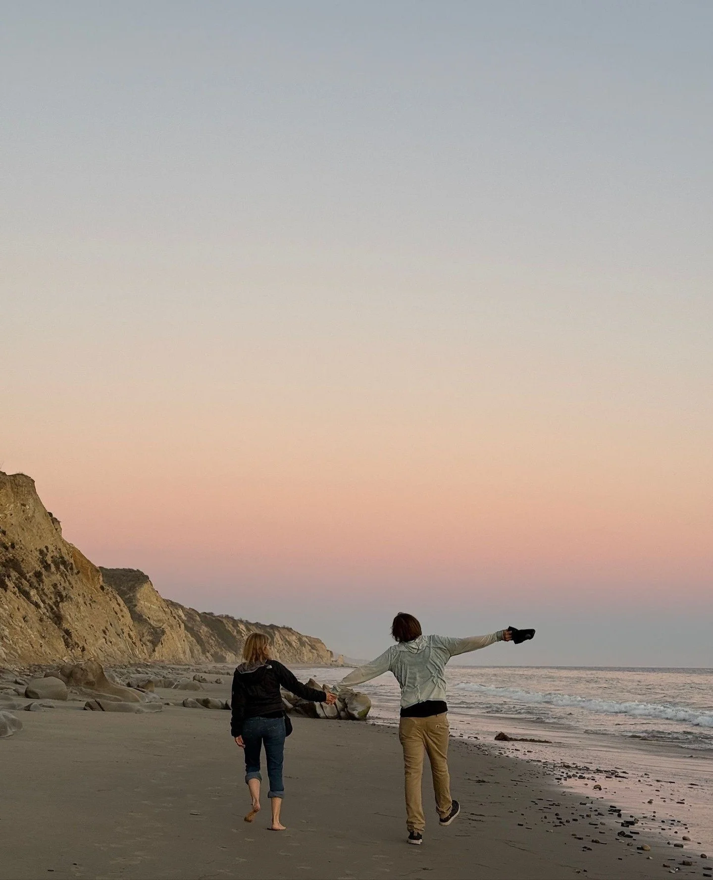 Hoping you are all taking the long weekend for some self care, relaxation, and time with those you hold most dear. For me, being out in nature makes me pause, let go of the week, and just be. ⁠
⁠
To more just being. 🤍⁠
⁠
Interior Design &amp; Interi