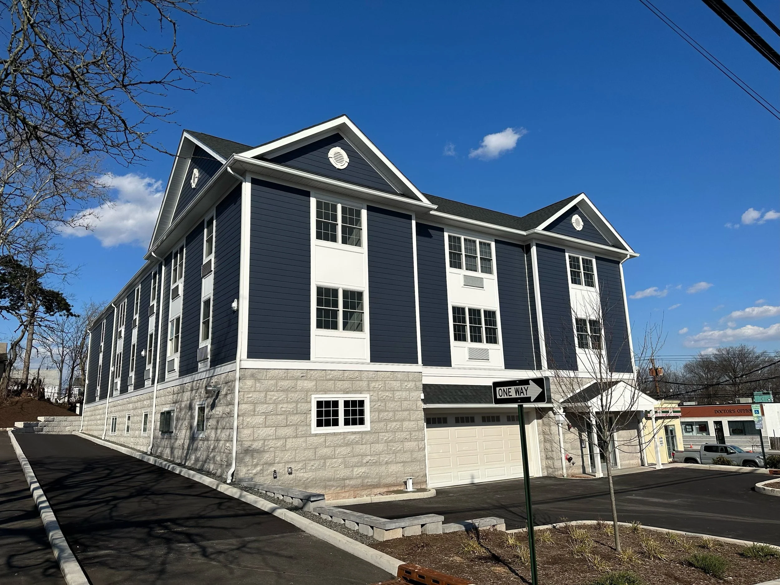 The Parker Mapelwood Outside-min.jpeg