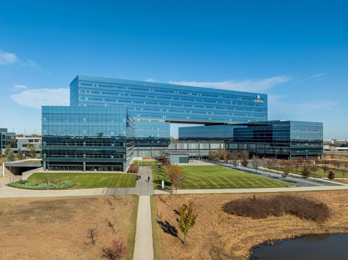 How does aerial photography change the way we showcase architecture and real estate? 🚁📸

This drone shot of Zurich Insurance HQ in Schaumburg, taken in 2024, highlights the power of aerial photography in architecture, commercial real estate, and co