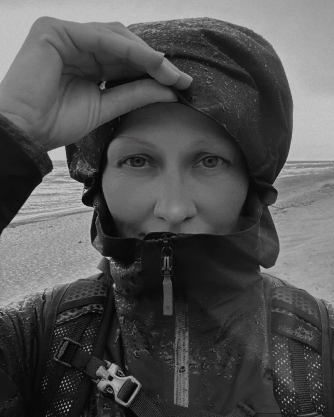 &bull; It&rsquo;s a story about coming home &ndash; to inner connection, to the natural origin we are part of and the awareness in between.

www.luciehusterart.de
.
.
.

#artistthoughts #artjournal #innerconnection #abstractart #abstraktekunst #arton