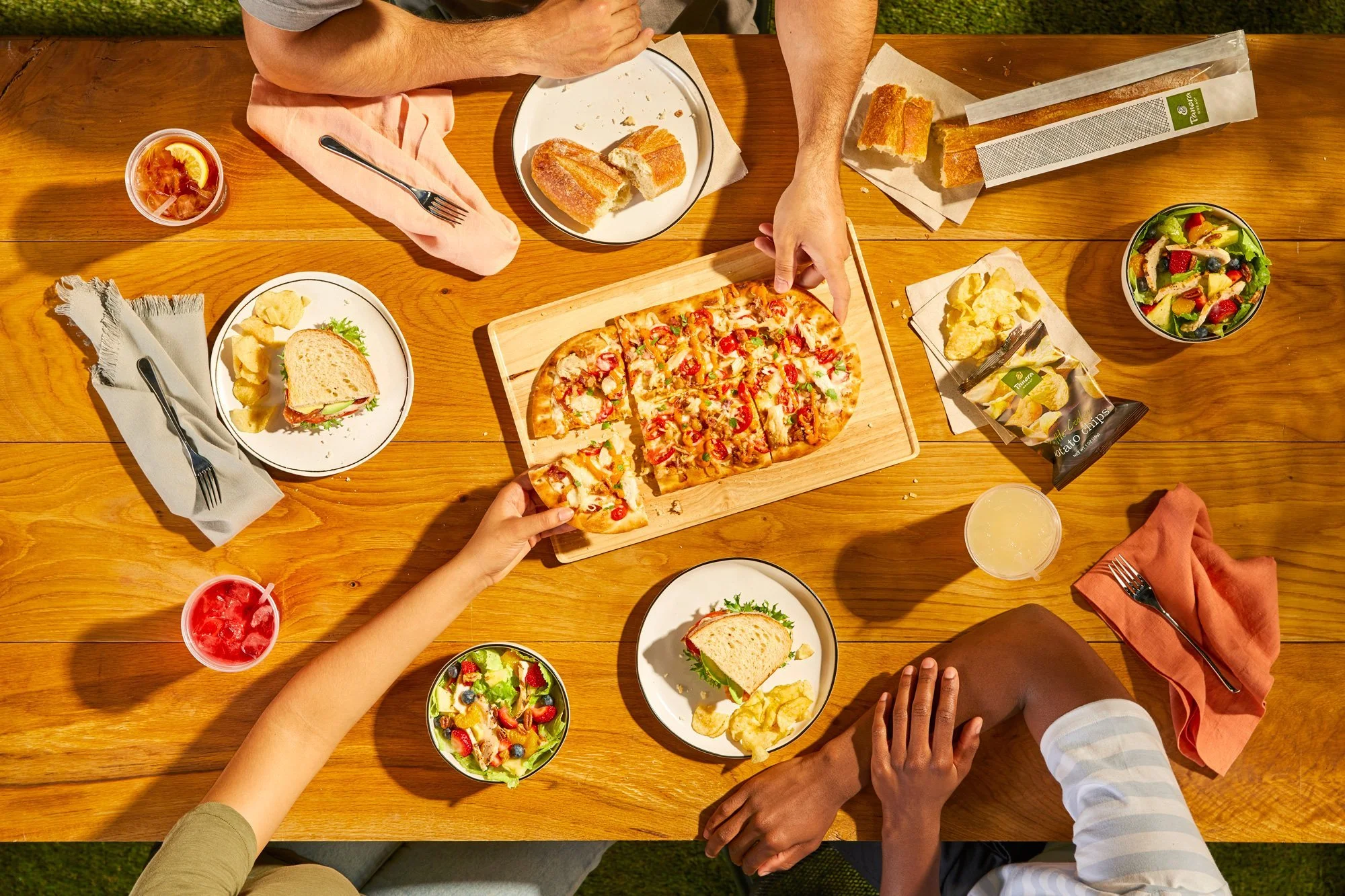 BizJones_PANERA_PICNIC_3_1038_cropped_web.jpg