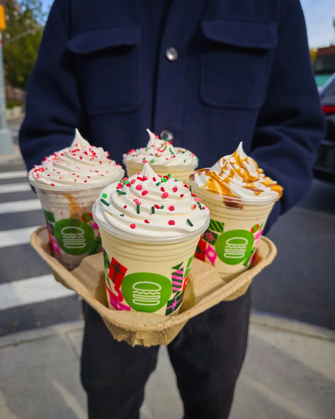 ShakeShack_HolidayToGo_web.jpg
