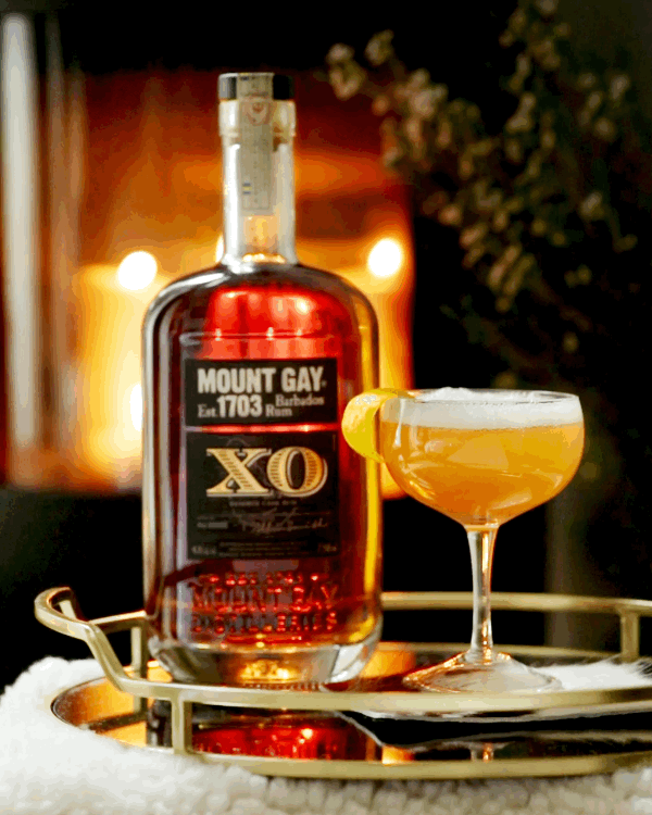 Mount_Gay_Rum_cocktail_cinemagraph.gif