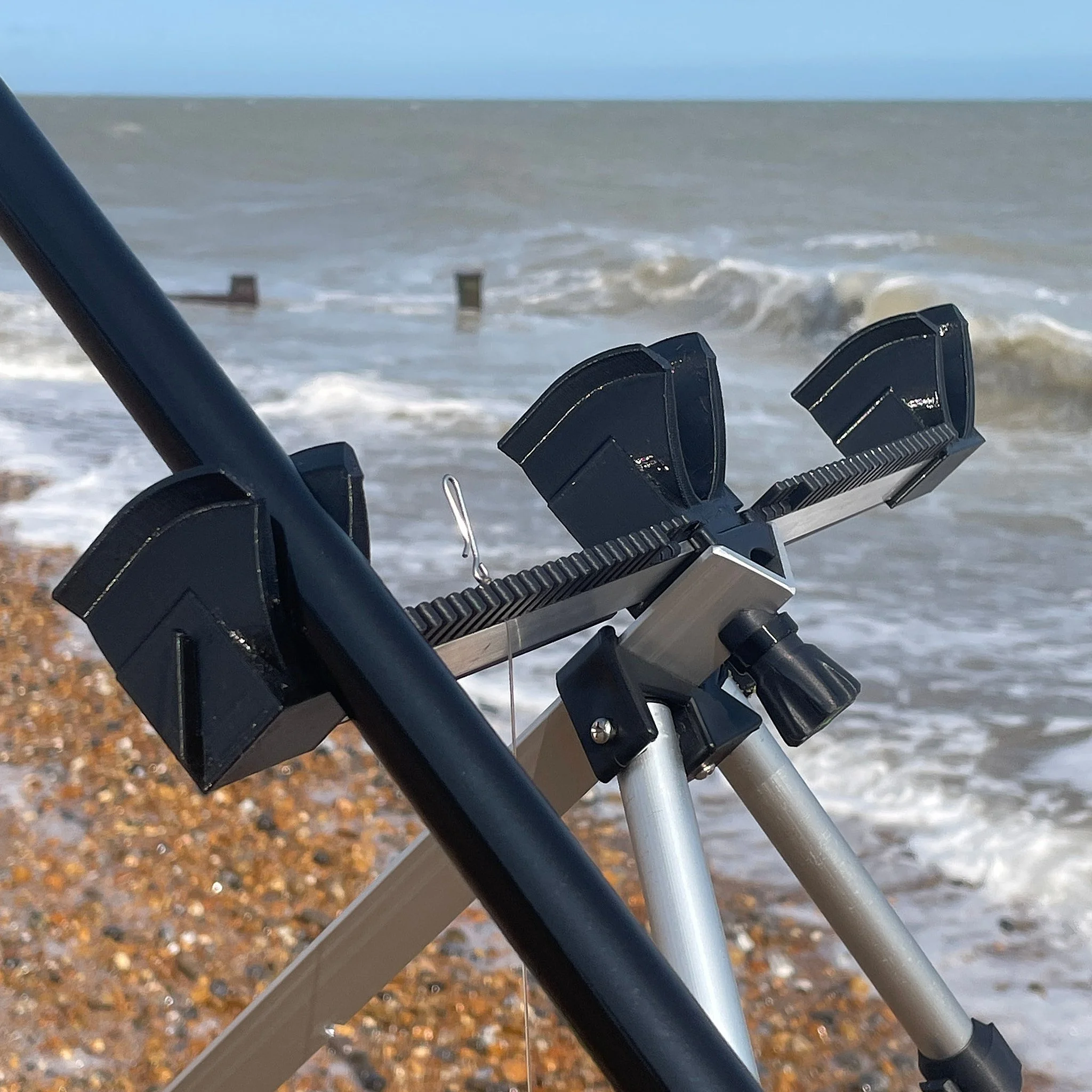 ANGLEX TRIPLE HEAD REST 06.jpg