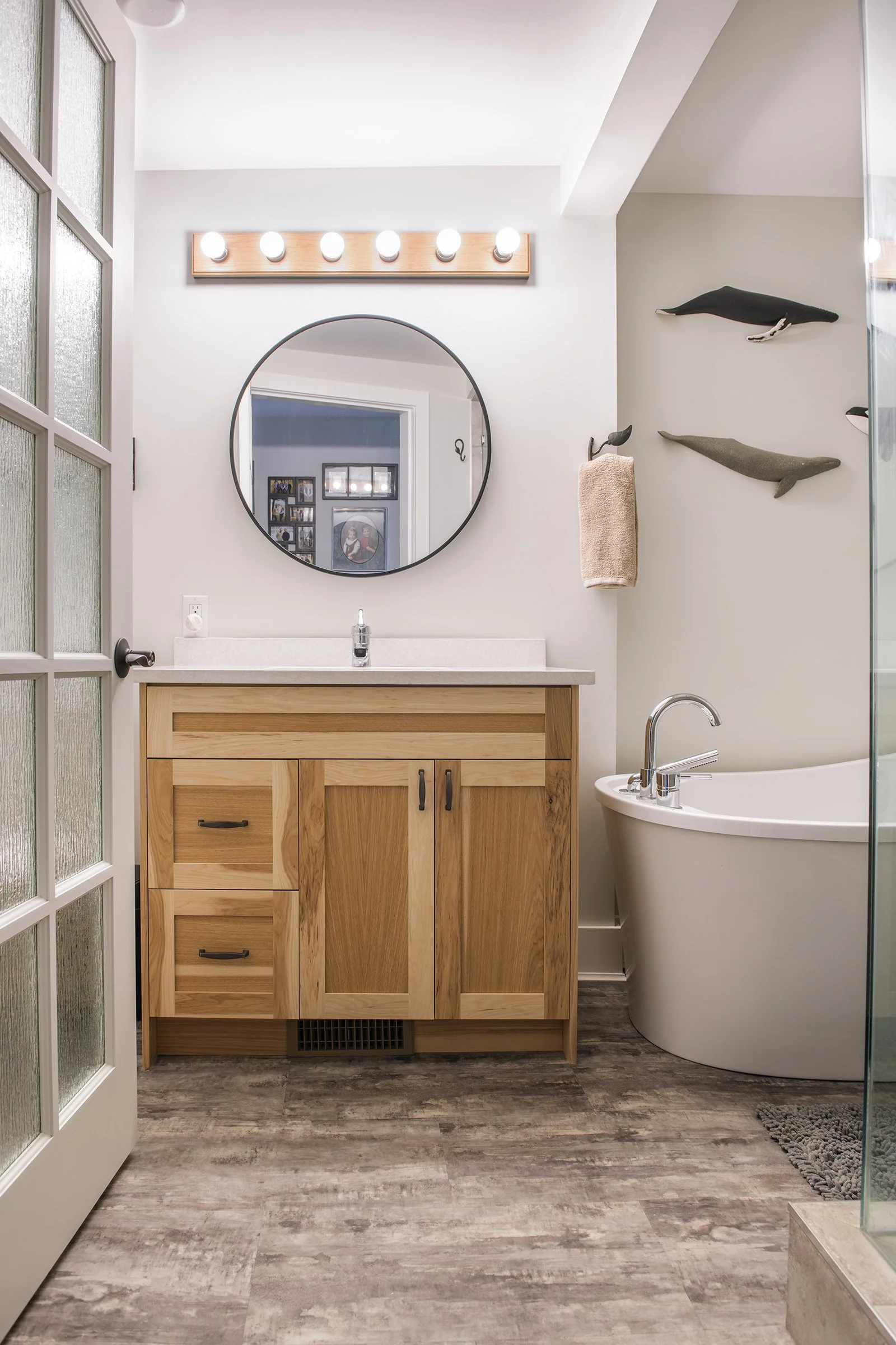 This Wasa, BC kitchen and bathroom renovation created an environment that would be the family hub for decades to come. Oak Craft Construction in Kimberley, BC.