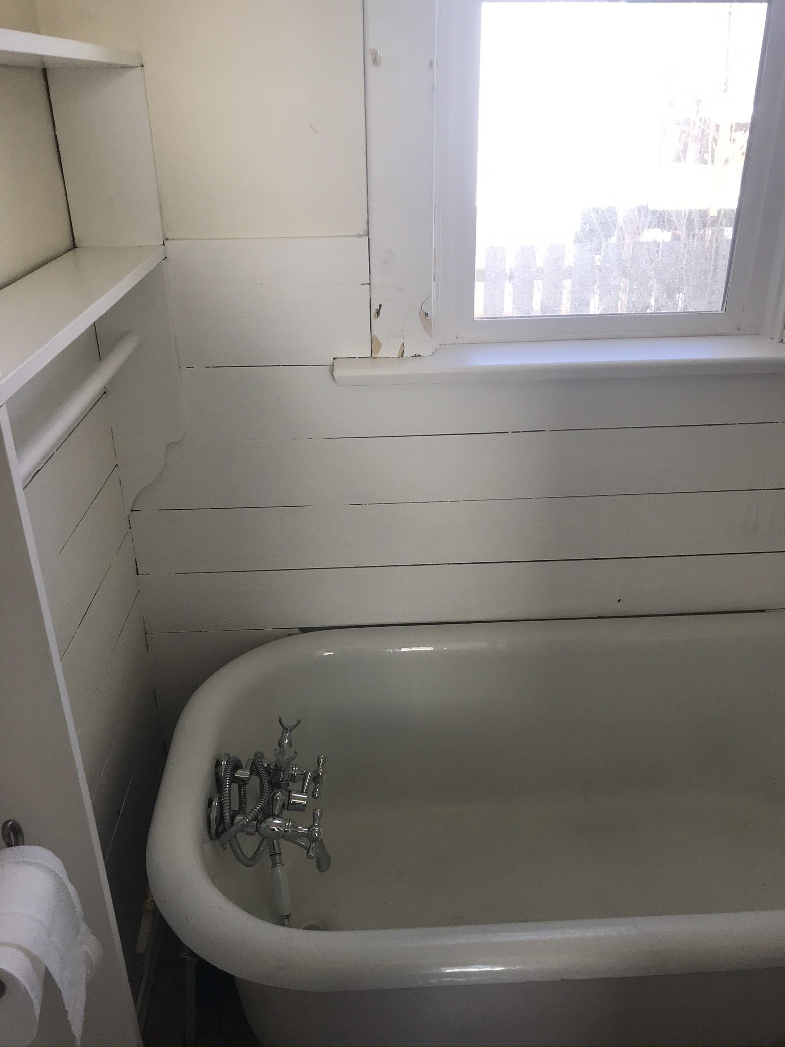 Modern bathroom renovation. Oak Craft Construction – Kimberley, BC