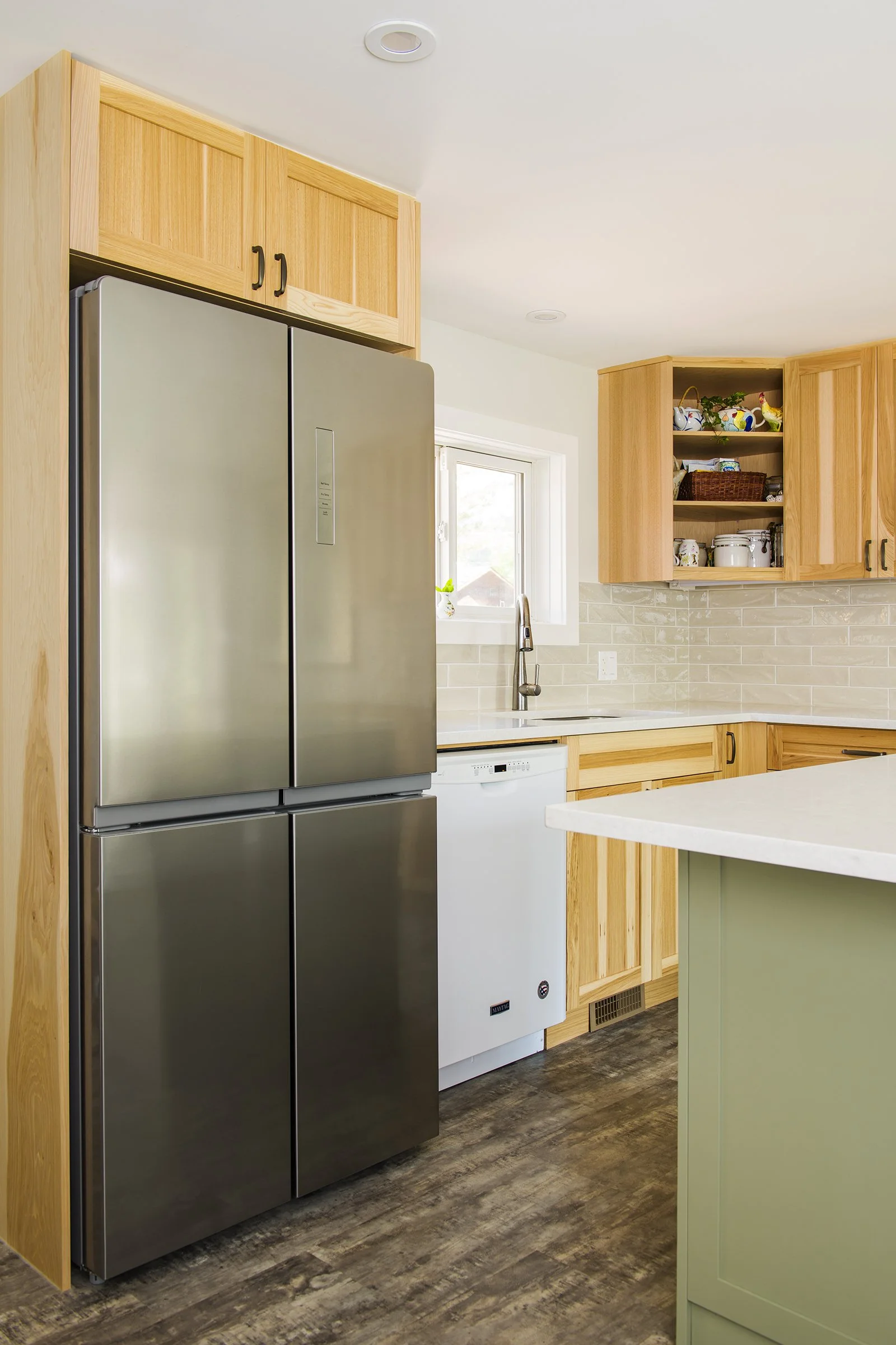 This Wasa, BC kitchen and bathroom renovation created an environment that would be the family hub for decades to come. Oak Craft Construction in Kimberley, BC.