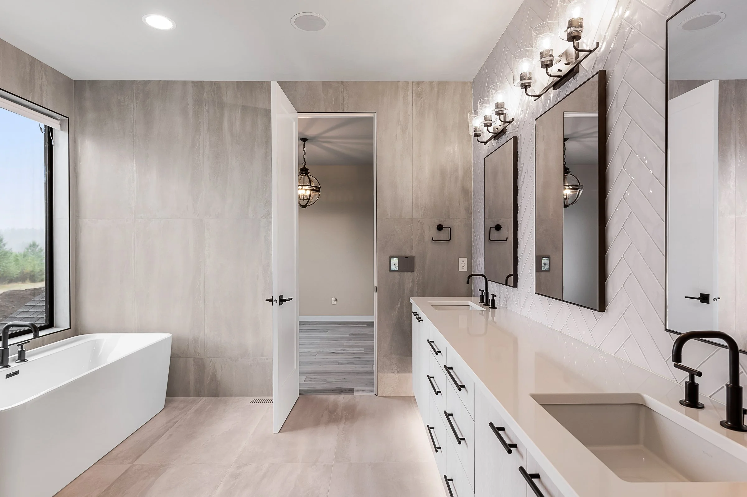 23606-228thPlSE-14.jpg