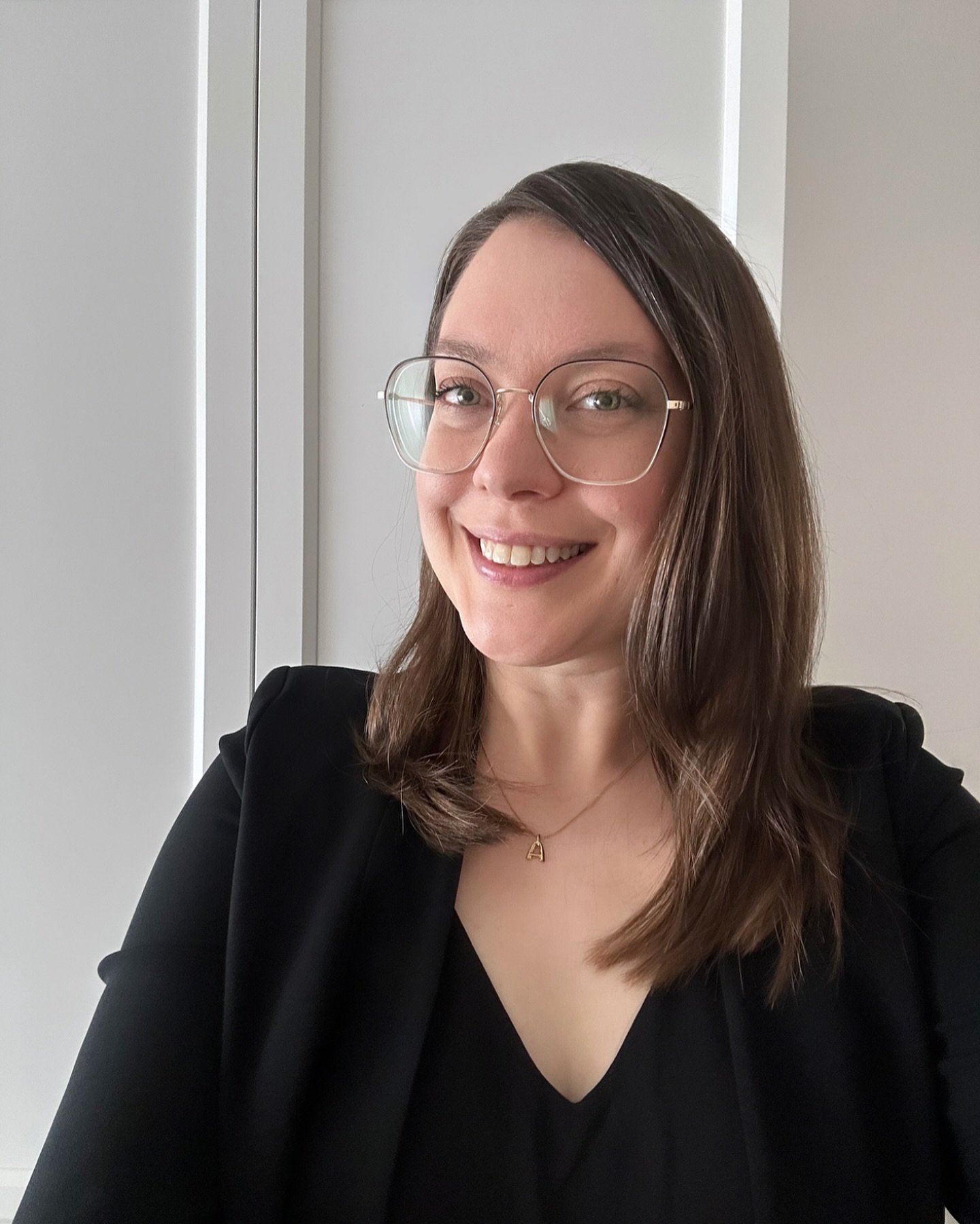 Big news! This month I made the very exciting decision to join @bosleyrealestate and I am so pleased they would have me! 
 

Here are a few things I love already:

🇨🇦 Bosley Real Estate is an independent Canadian luxury boutique brokerage. It's 4th