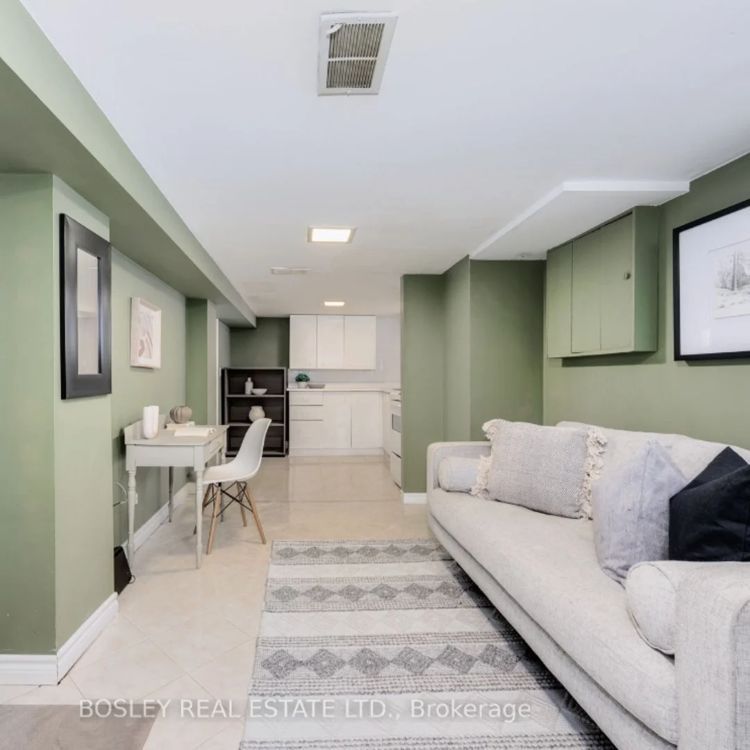 Open House 85 Manderley Dr.zip - 9.JPG