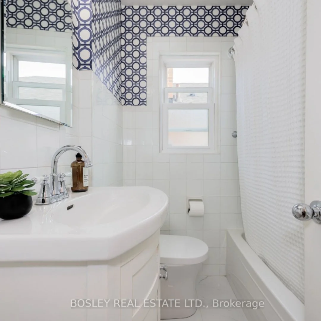 Open House 85 Manderley Dr.zip - 8.JPG