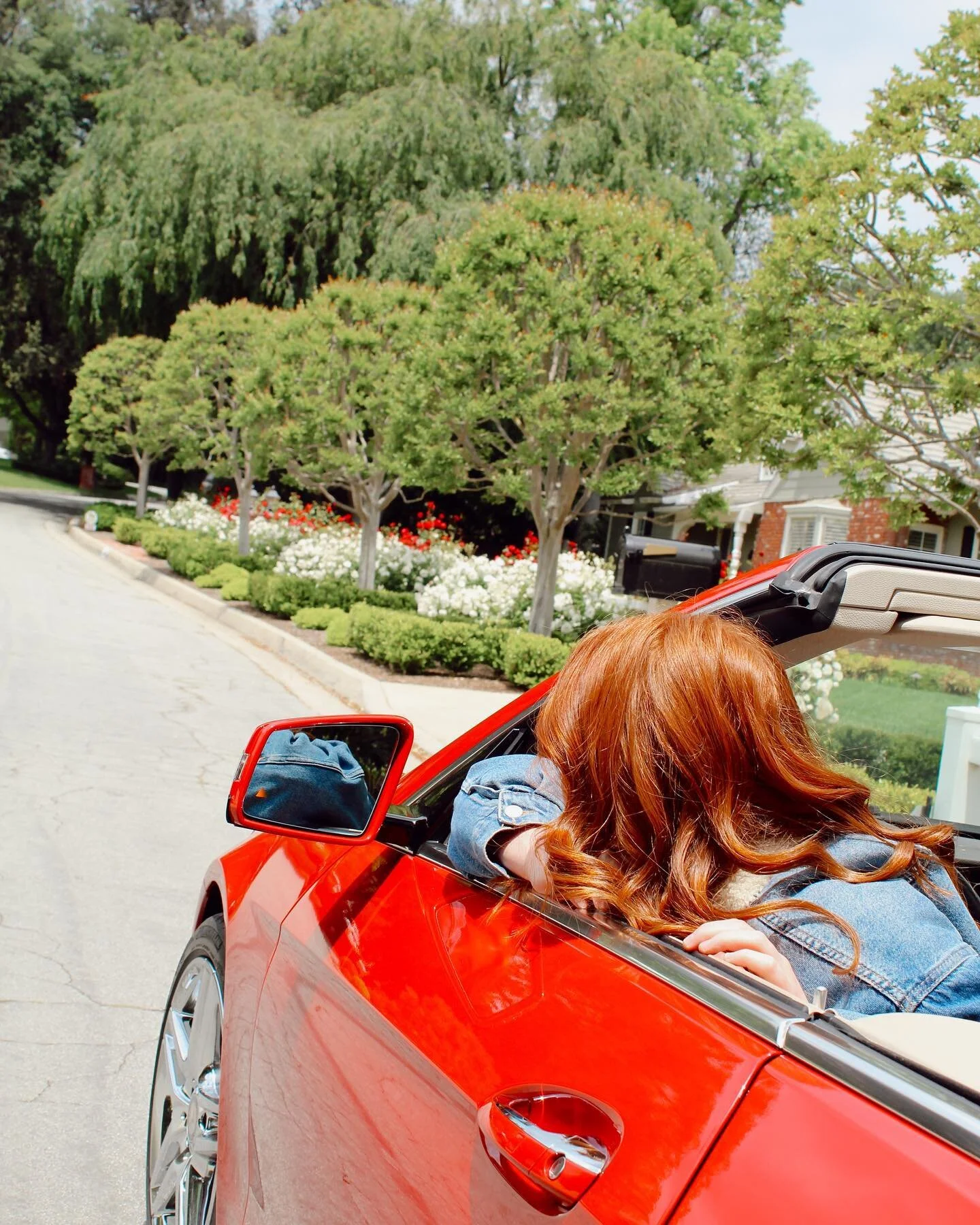 u only tell me that u love me when u need me to drive🚗🎸
&bull;
&bull;
&bull;
‼️big announcement tmrw‼️