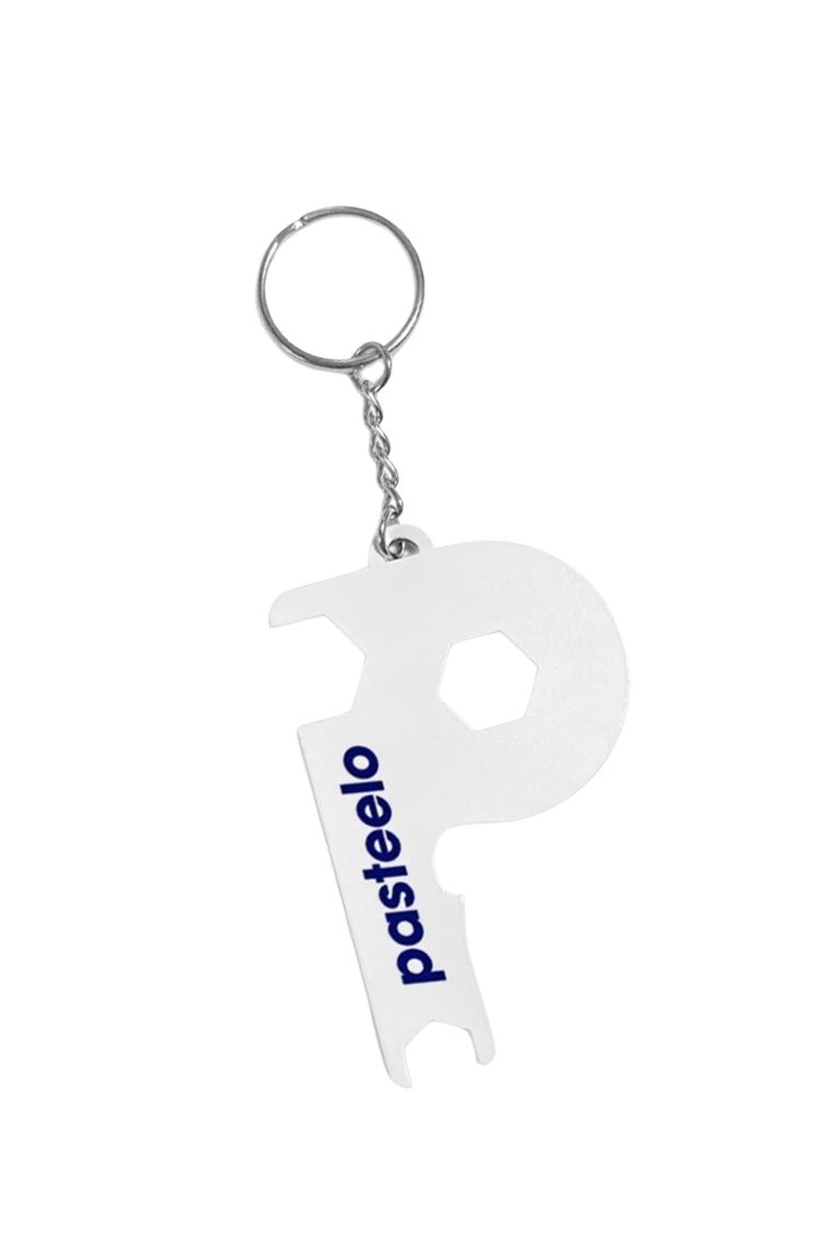 Pasteelo Skate Keychain 02.png