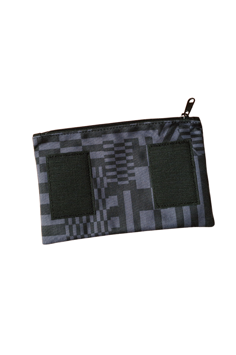 onyx origin - Duotone - Zipper Pouch - PUR - 01.png
