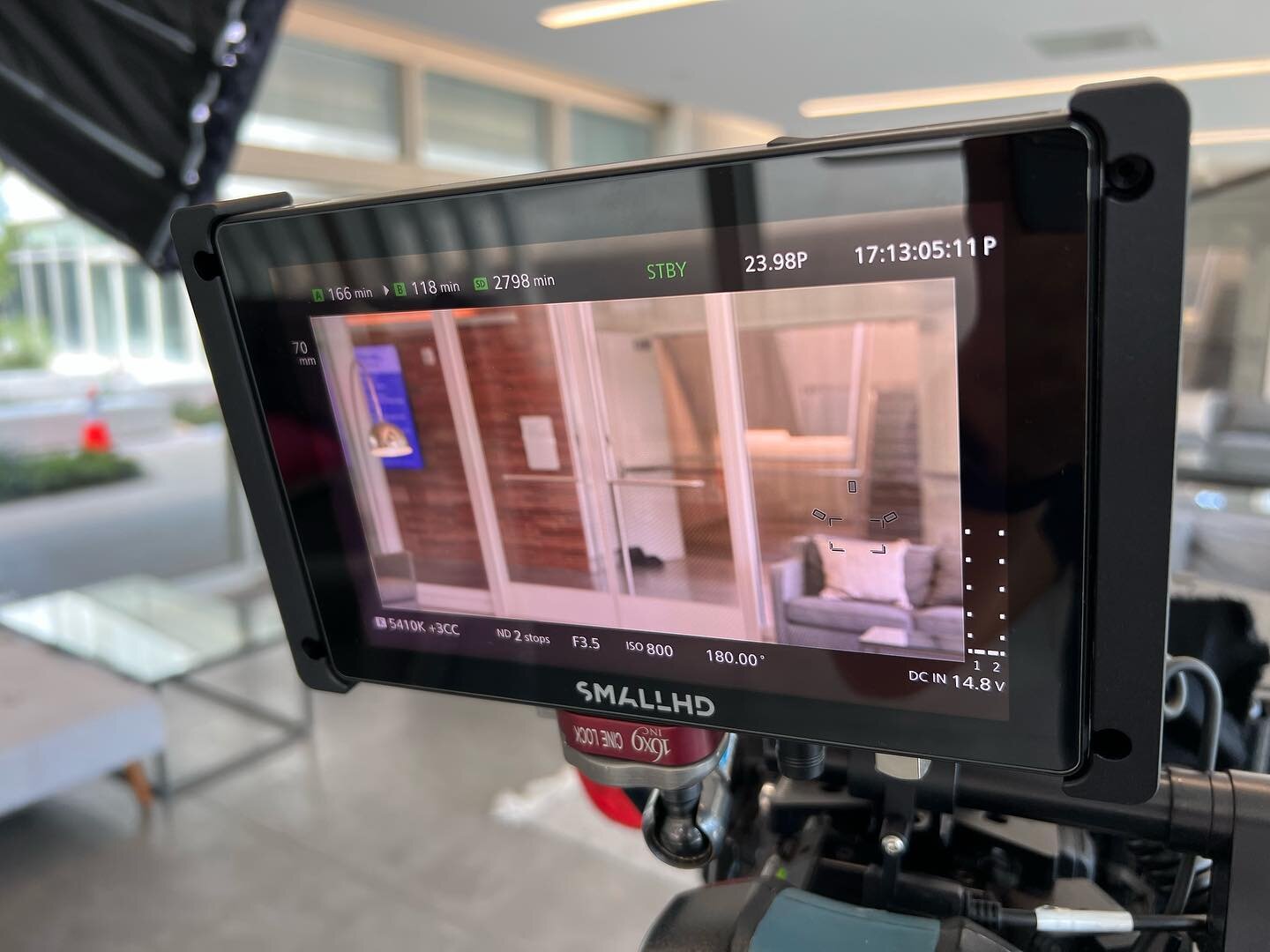 First time with our new @smallhd monitor!

#videoproductioncompany #videoproduction #videoshoot #marketingvideo #marketing #videoproductionla #corporatevideographer #corporatevideo #healthcare #contentprovider #interview #commercialvideo #behindthesc