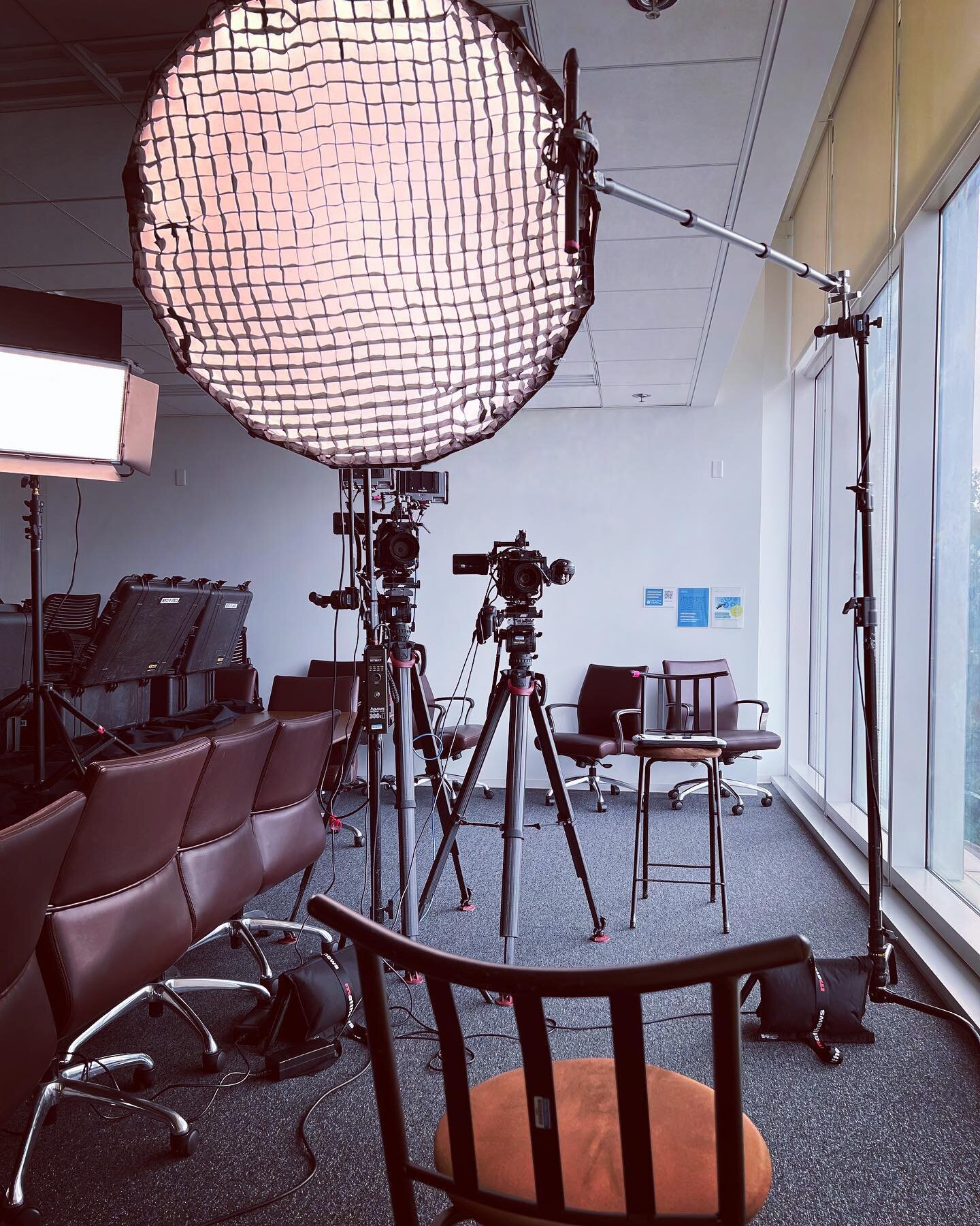 Our setup for today&rsquo;s shoot with our fantastic client, primela_bruins 

 #videoproductioncompany #videoproduction #videoshoot #marketingvideo #marketing #videoproductionla #corporatevideographer #corporatevideo #healthcare #contentprovider #int
