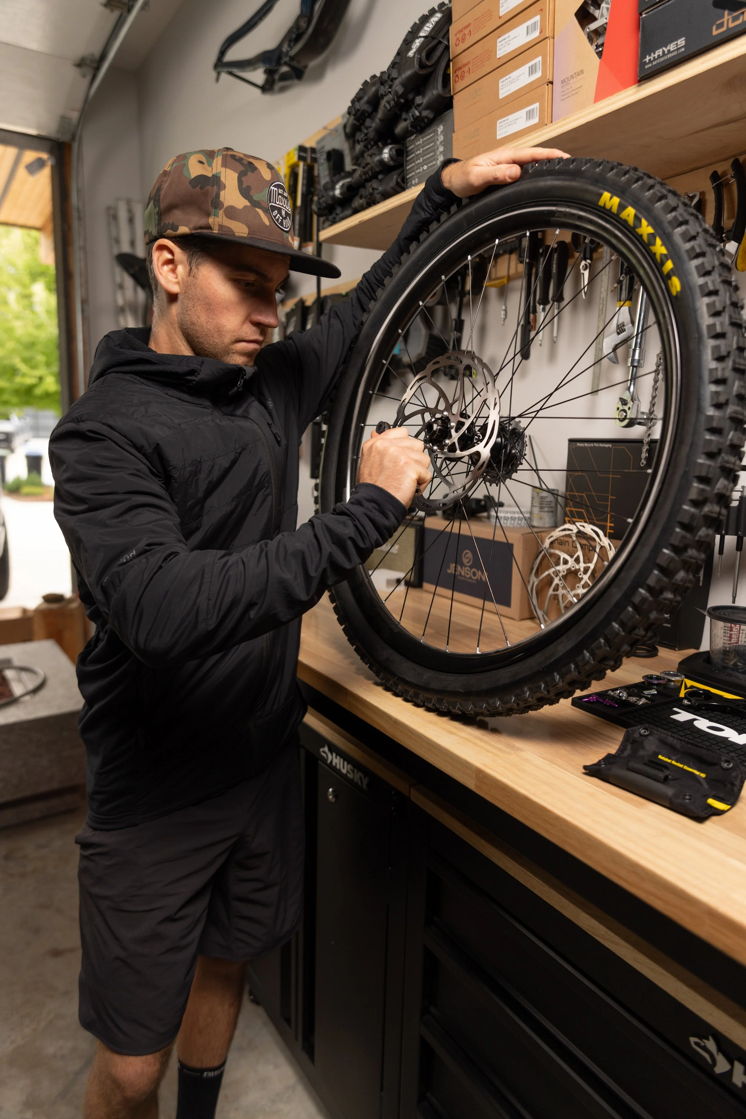 RobPerry_Arbutus_September 21, 2025_1-3.jpg