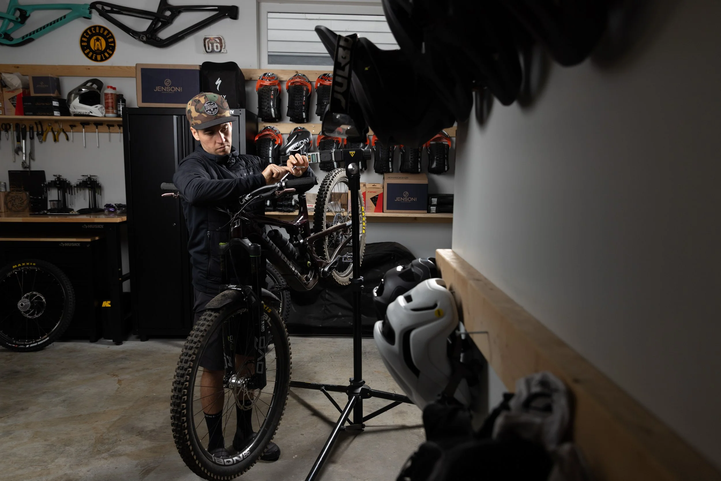 RobPerry_Arbutus_September 21, 2025_1-6.jpg